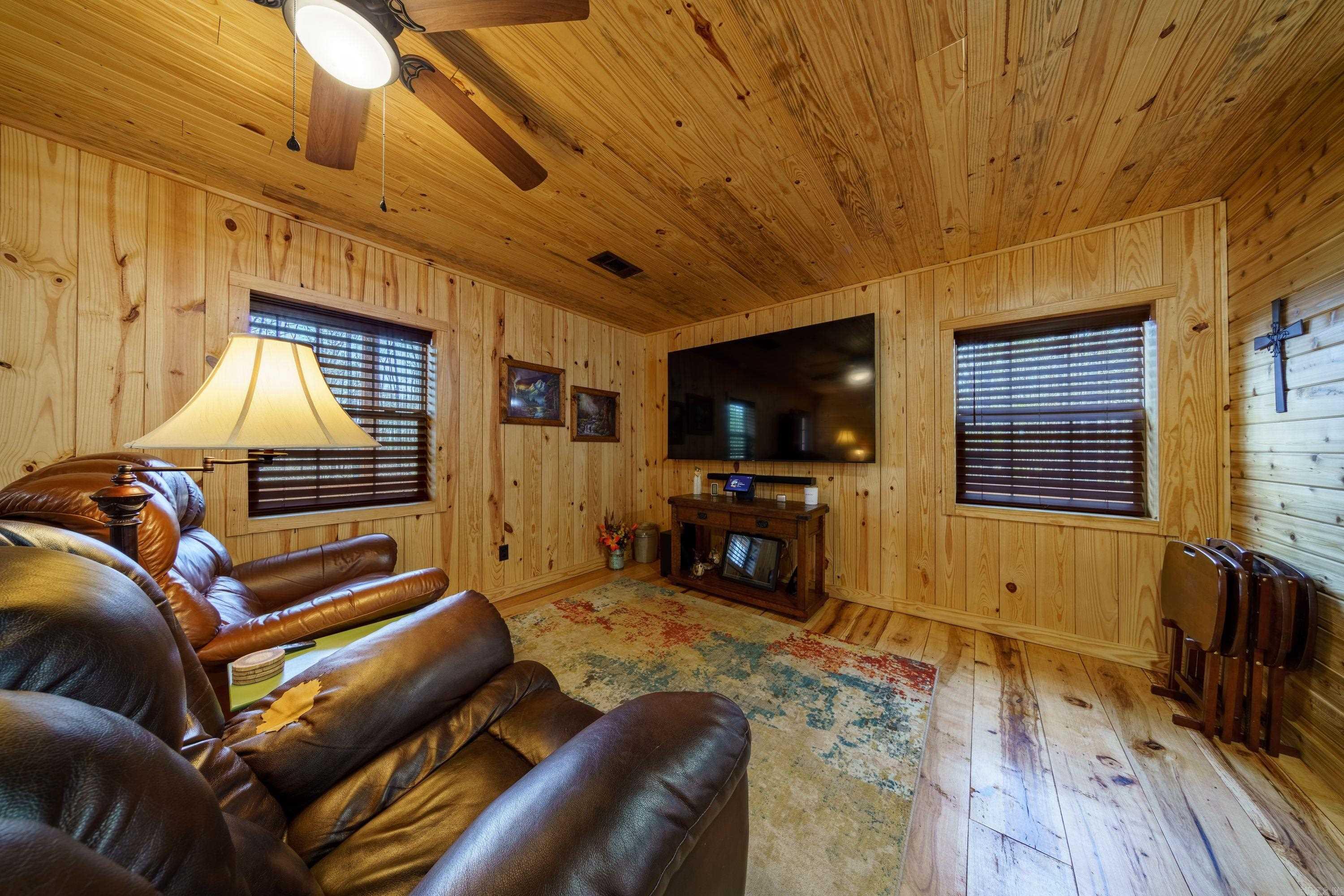 7473 Meadow Creek Rd  Fox, AR