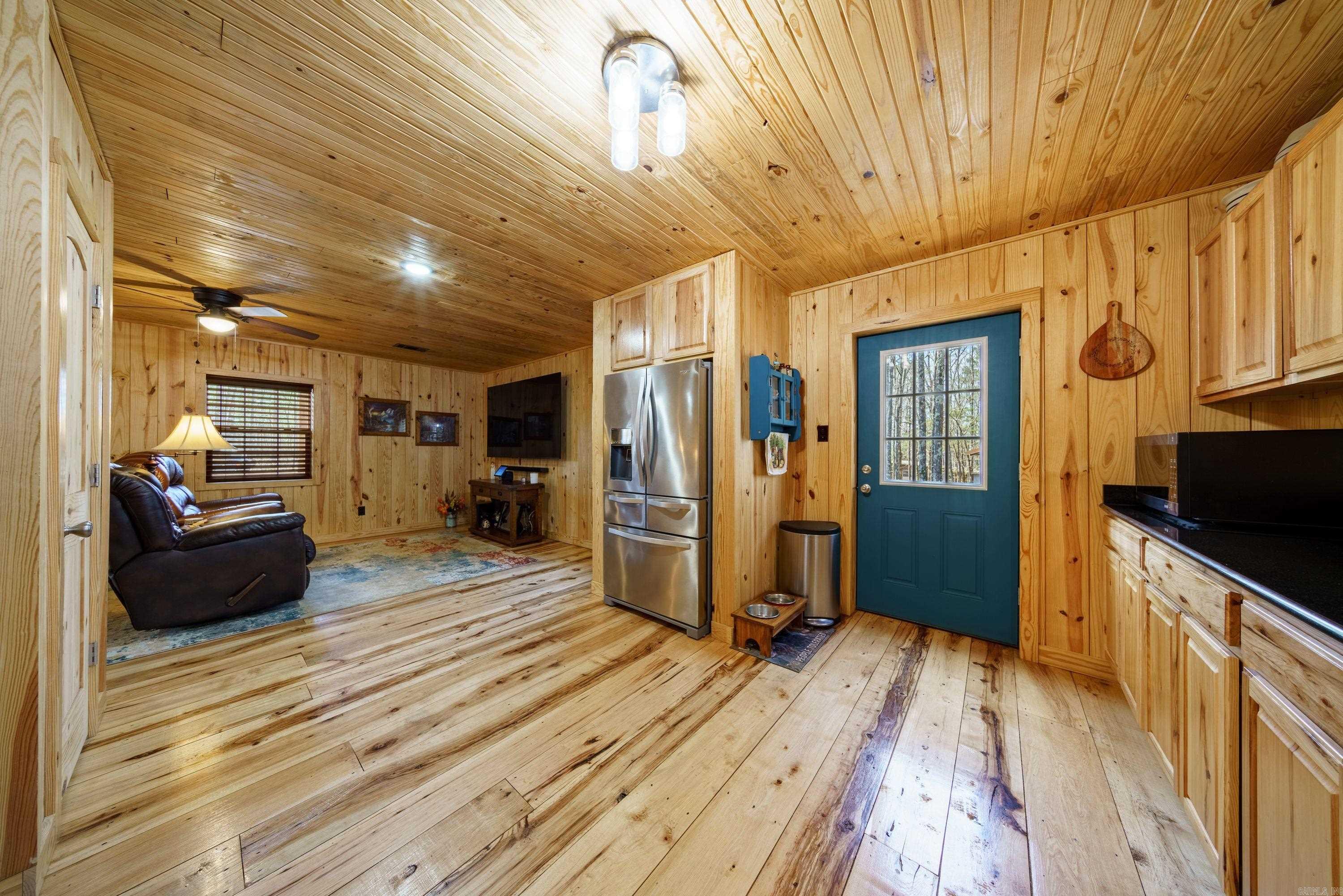 7473 Meadow Creek Rd  Fox, AR