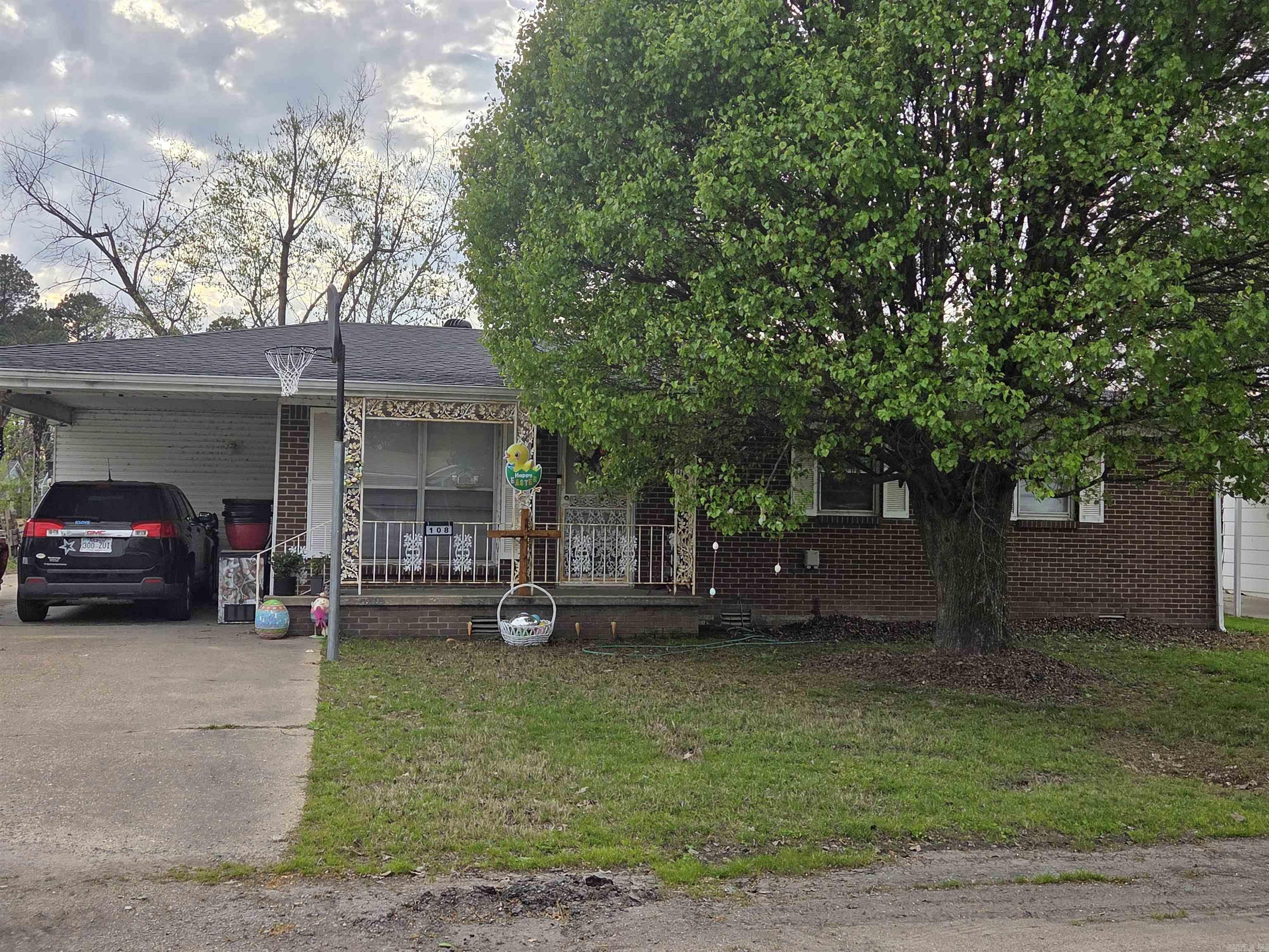 104,108,109,110 S. 13th Ave  Paragould, AR