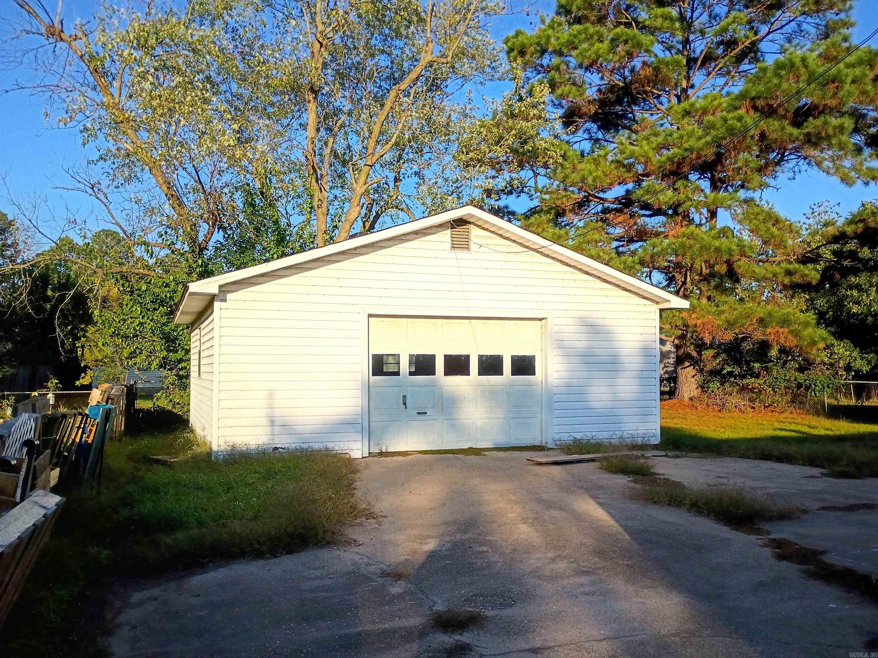 104,108,109,110 S. 13th Ave  Paragould, AR