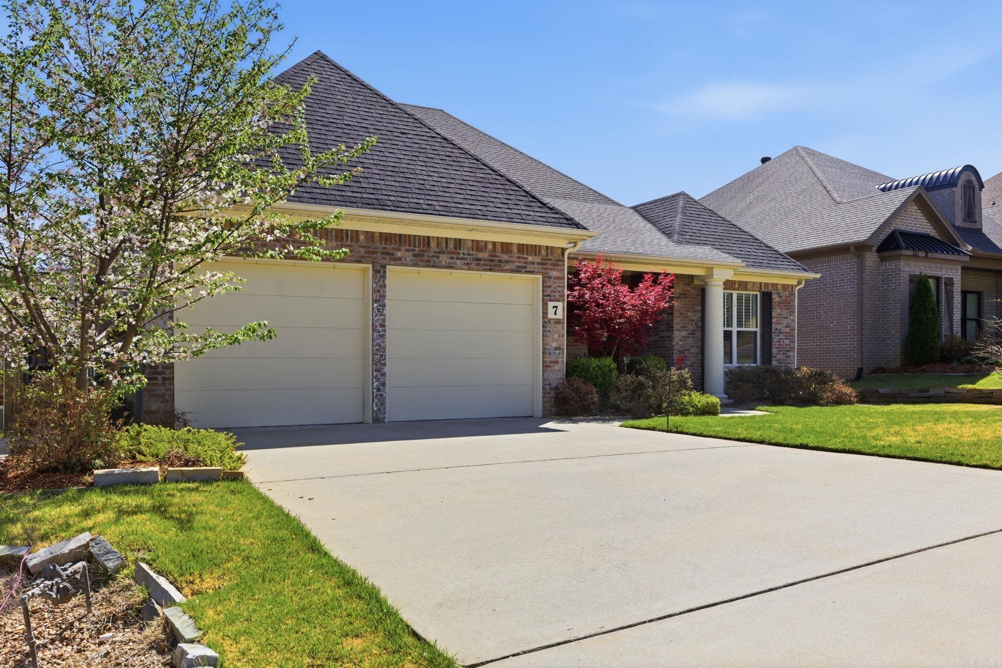 7 Tupelo  Little Rock, AR