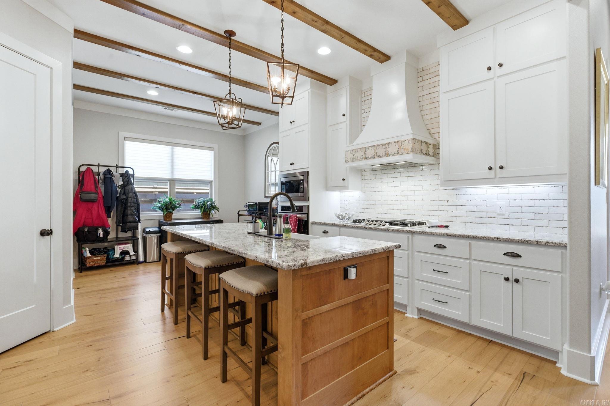 7 Tupelo  Little Rock, AR