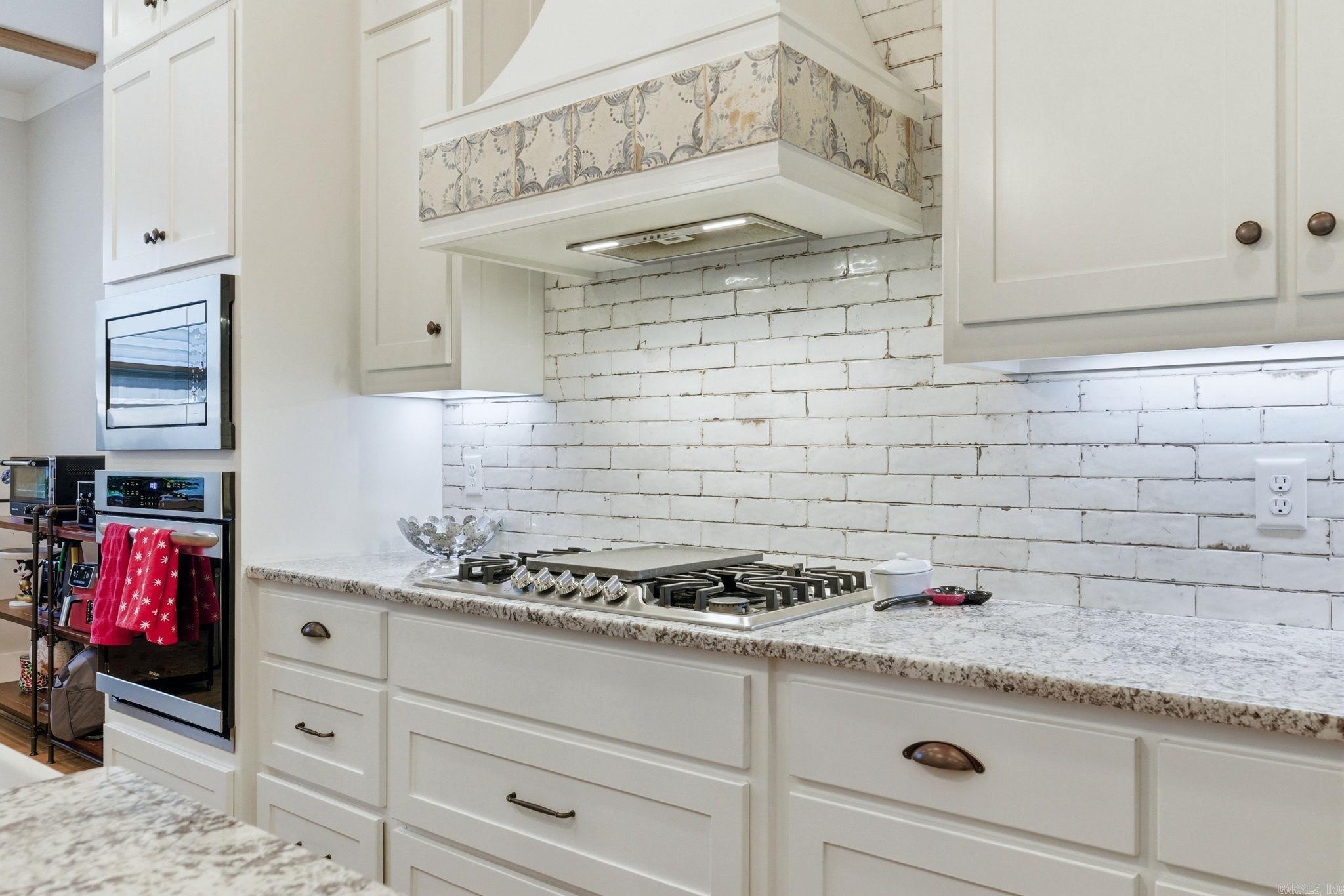 7 Tupelo  Little Rock, AR