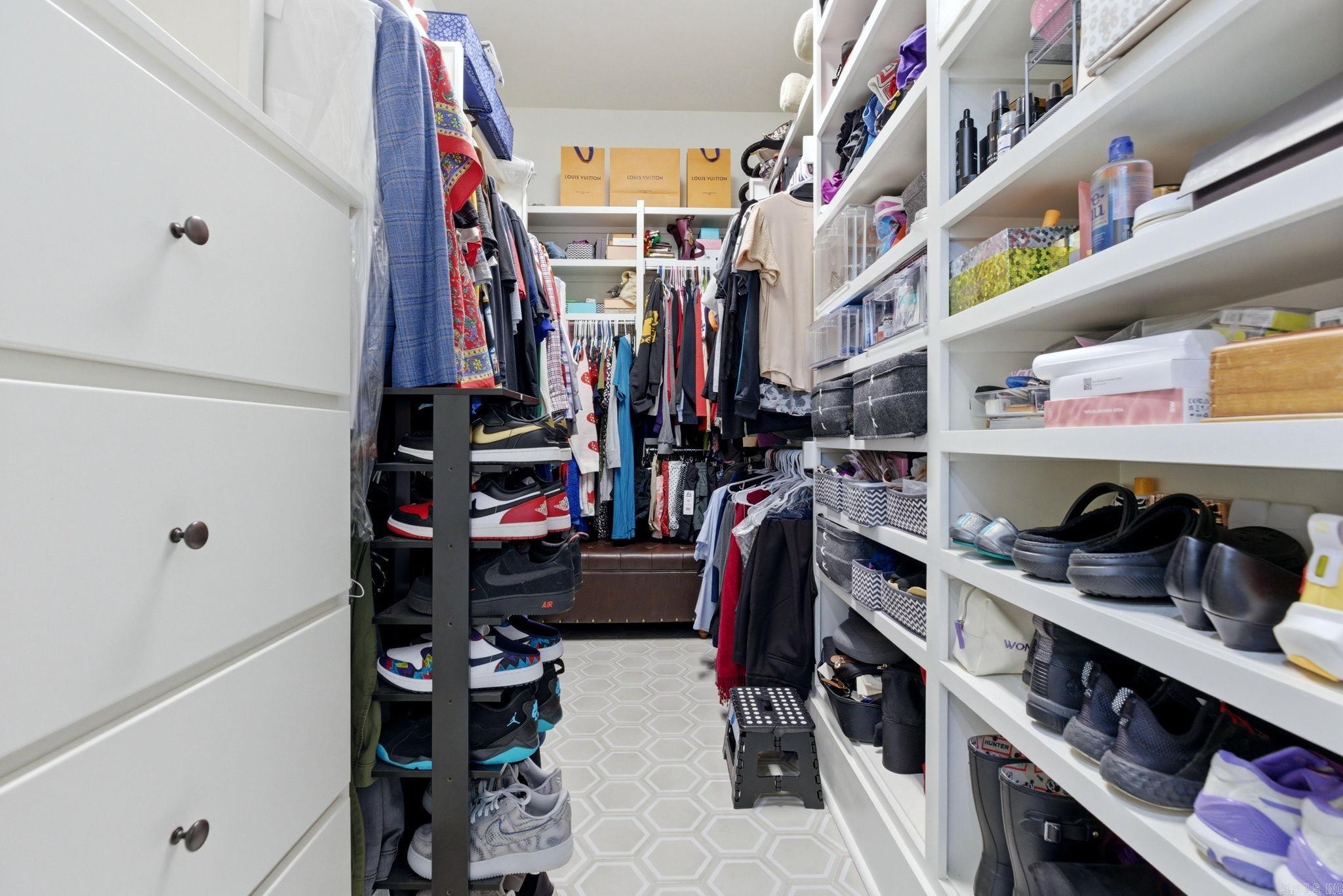 7 Tupelo  Little Rock, AR