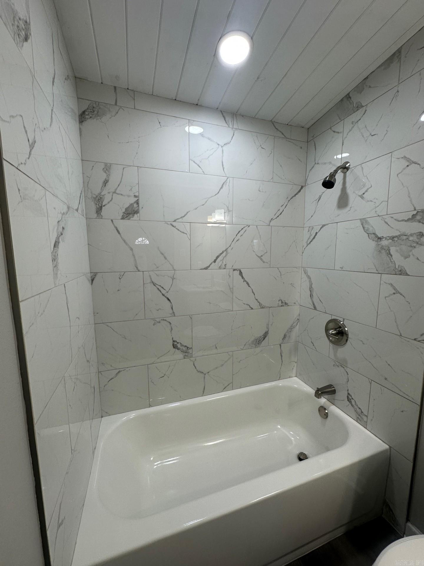 1623 N Mississippi  Little Rock, AR