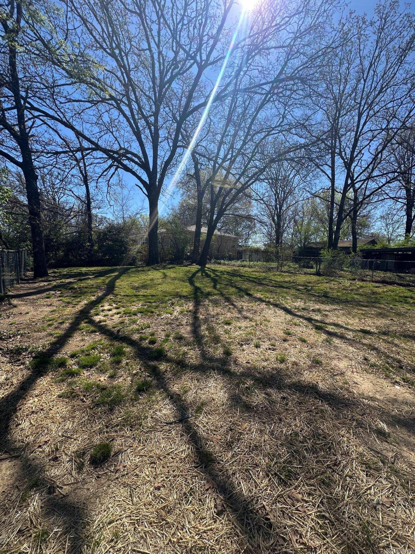 1623 N Mississippi  Little Rock, AR