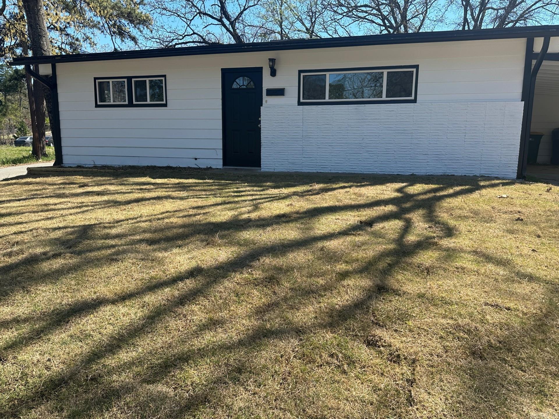 1623 N Mississippi  Little Rock, AR