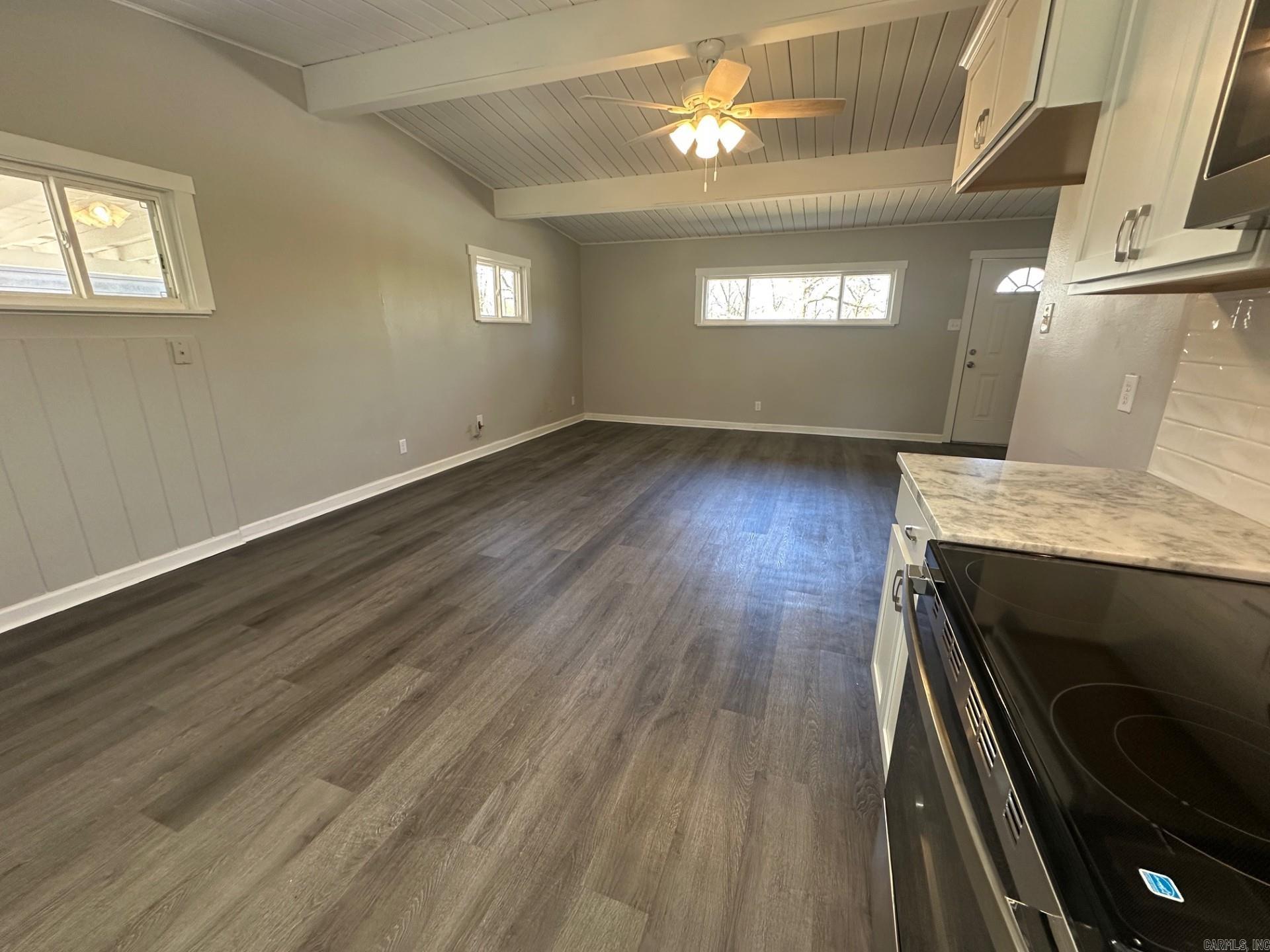 1623 N Mississippi  Little Rock, AR