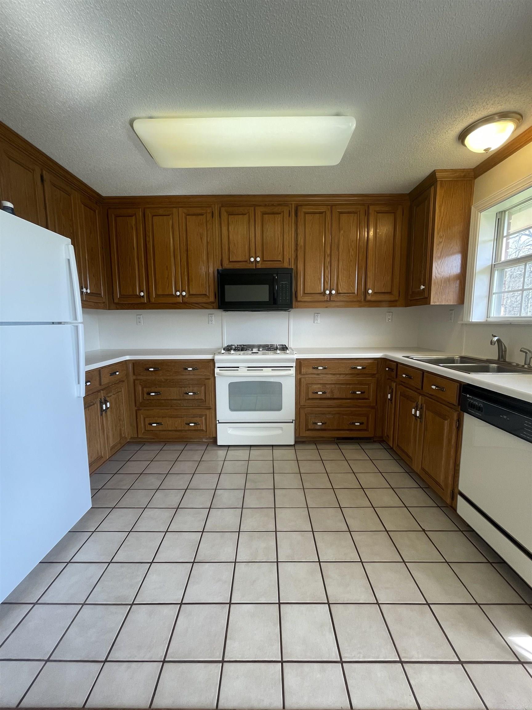 12313 Jacksonville-Cato  Sherwood, AR