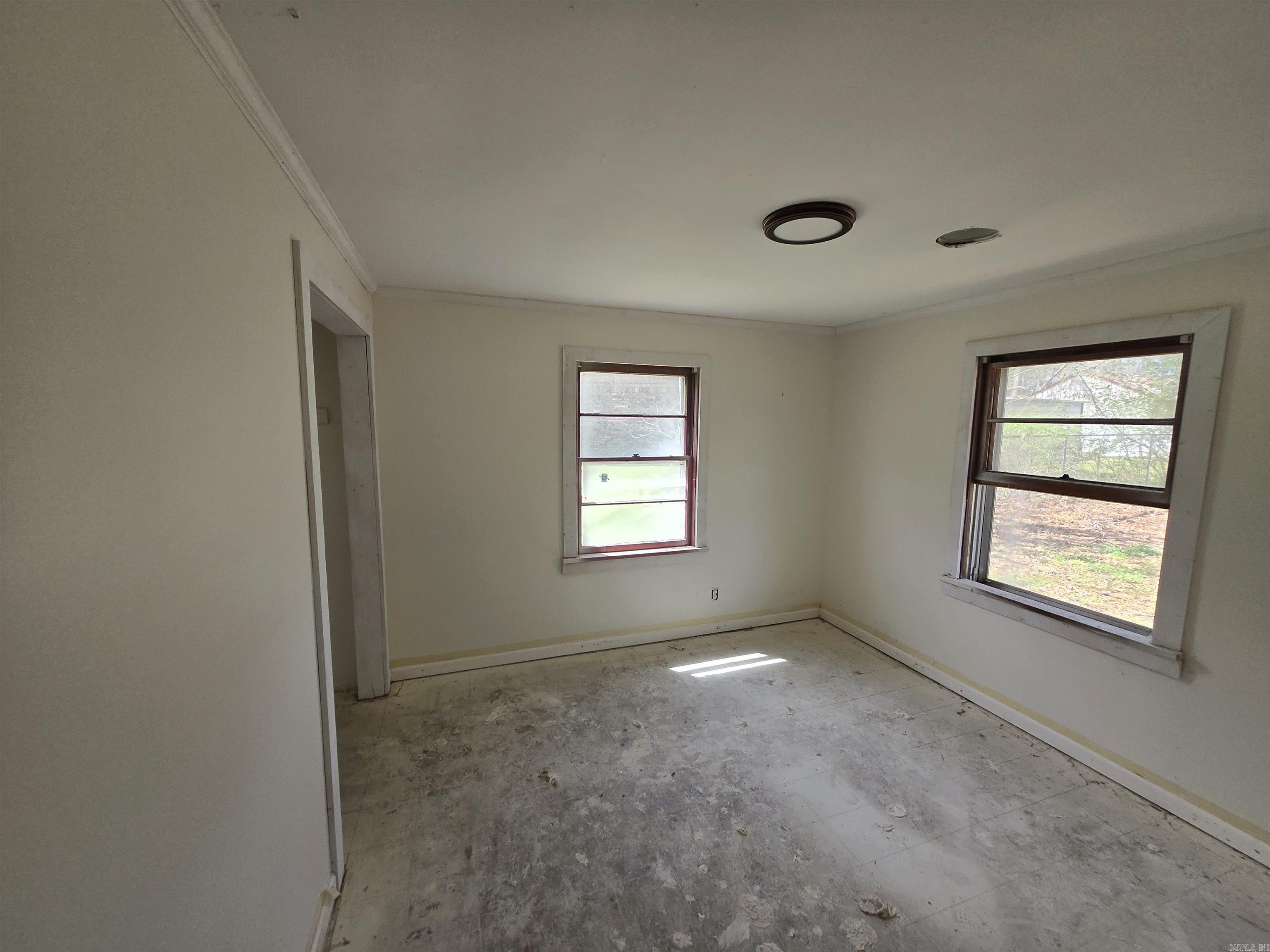 902 S Mount Holly  Smackover, AR