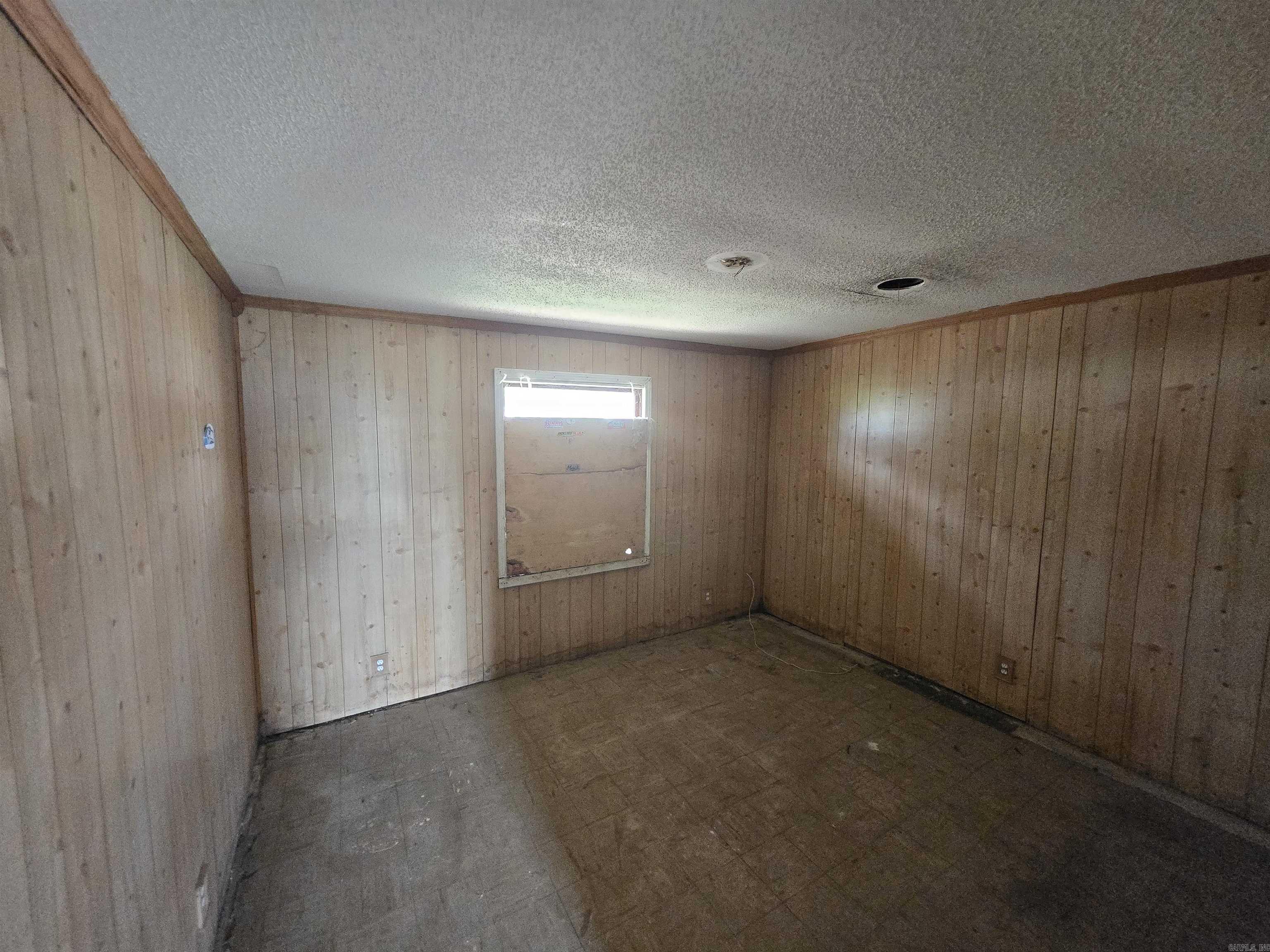 902 S Mount Holly  Smackover, AR