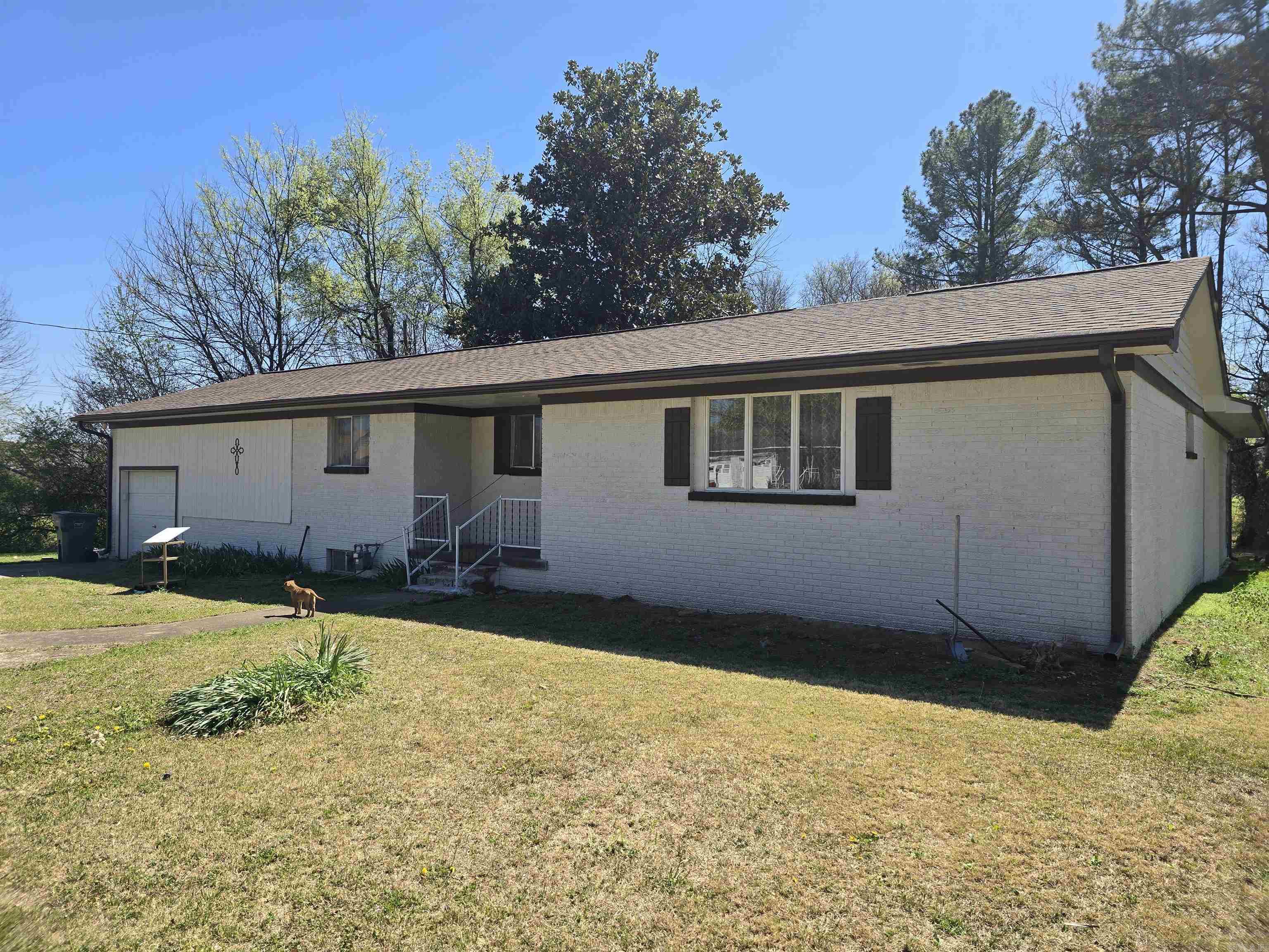 1800 White  Batesville, AR