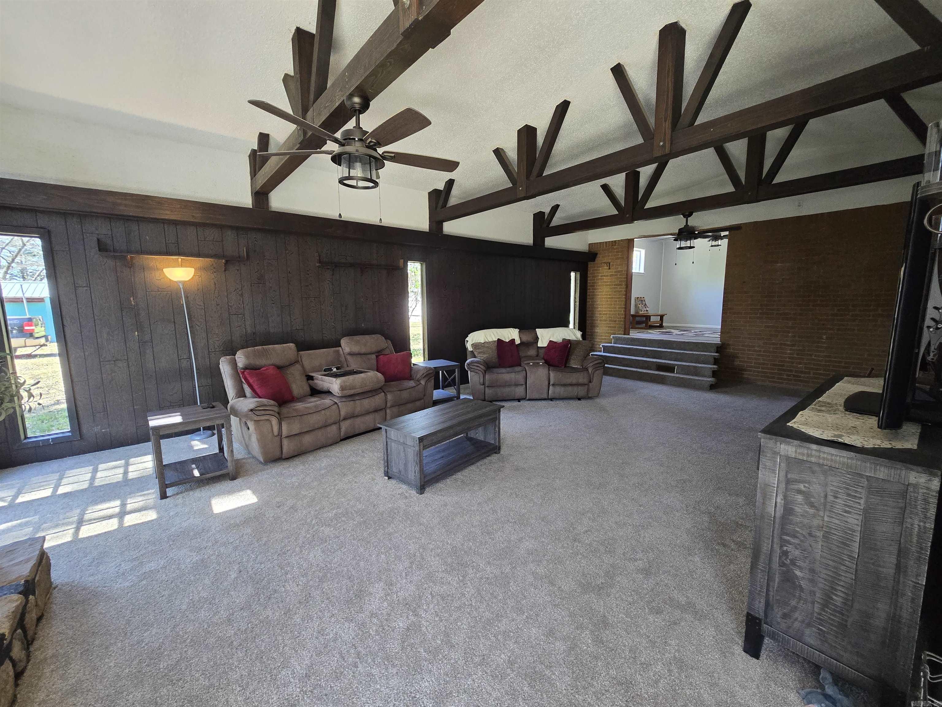 1800 White  Batesville, AR