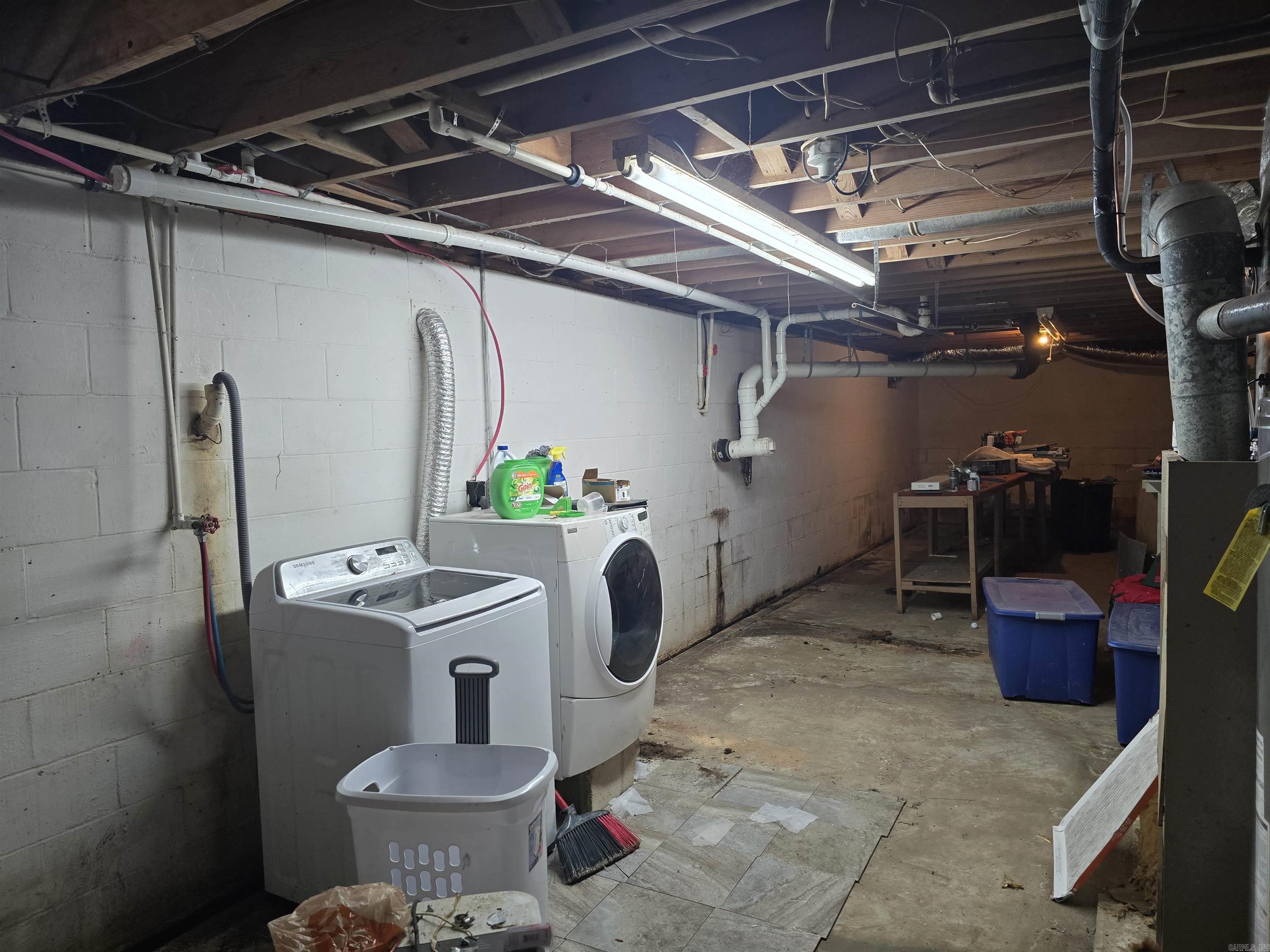 1800 White  Batesville, AR