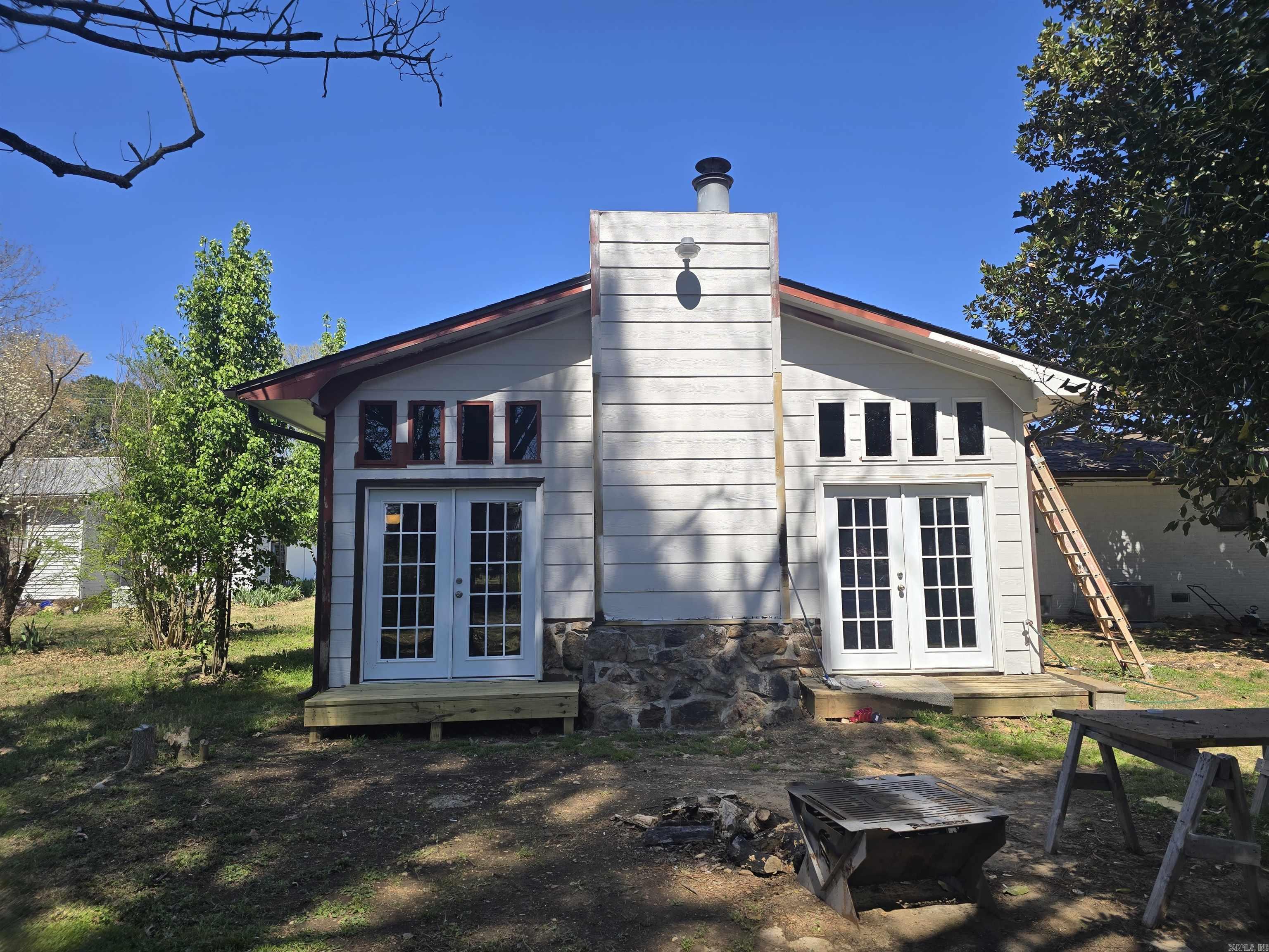 1800 White  Batesville, AR