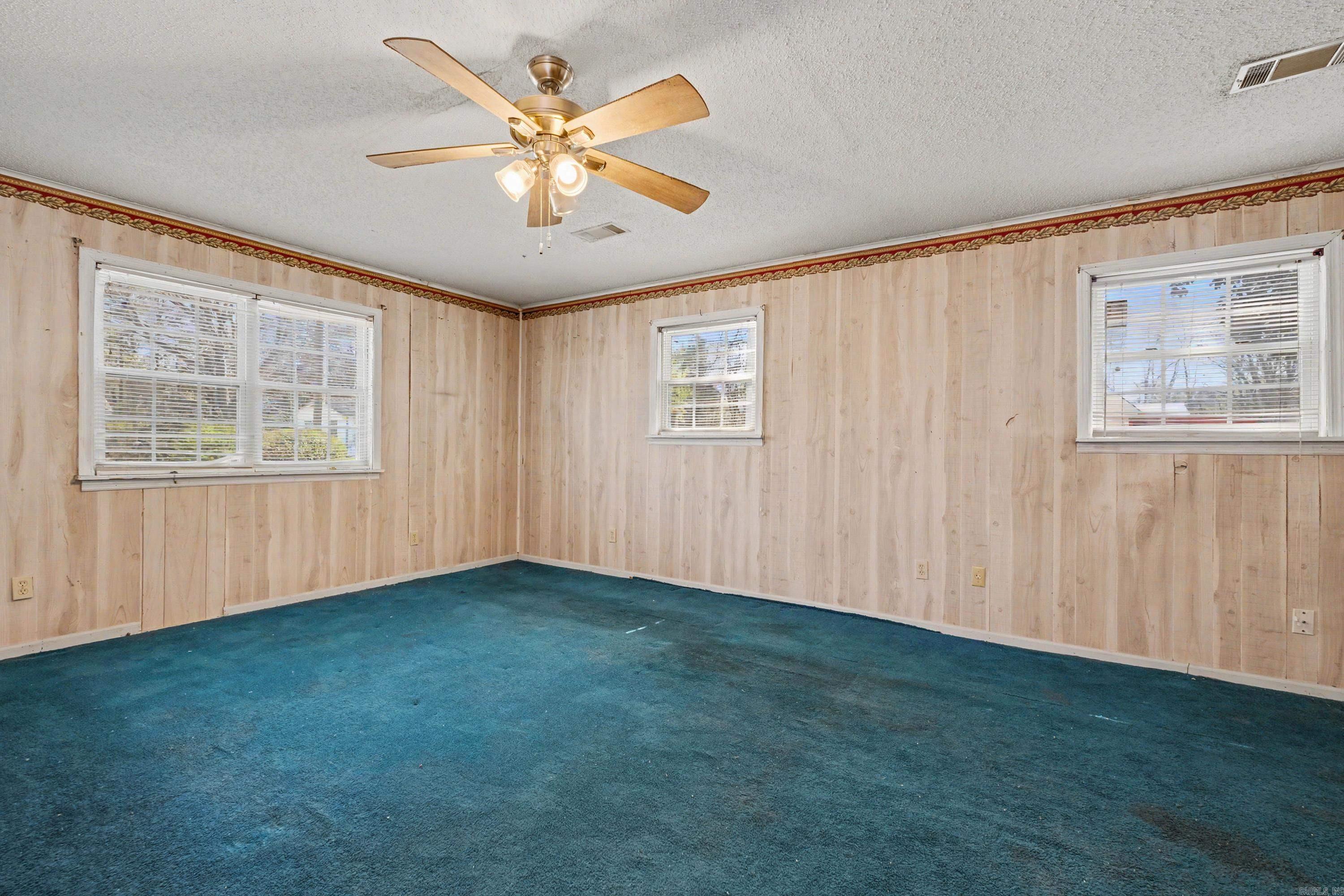 1623 Dixie  Benton, AR