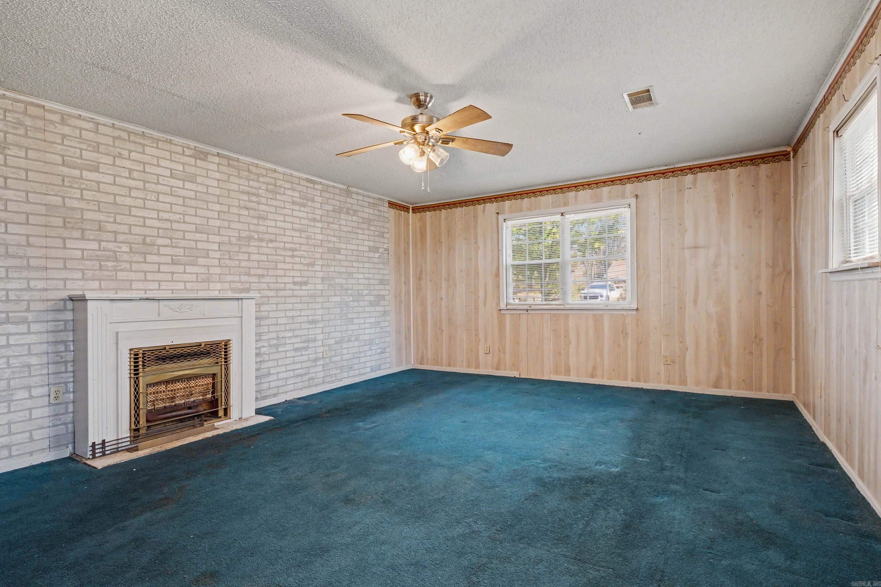1623 Dixie  Benton, AR