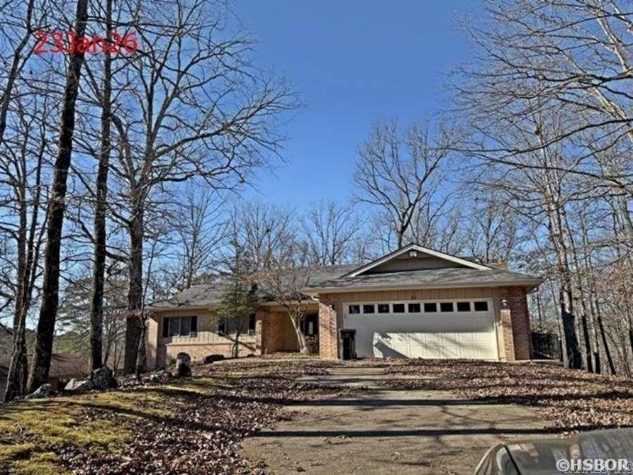 21 Delavega Circle  Hot Springs Village, AR