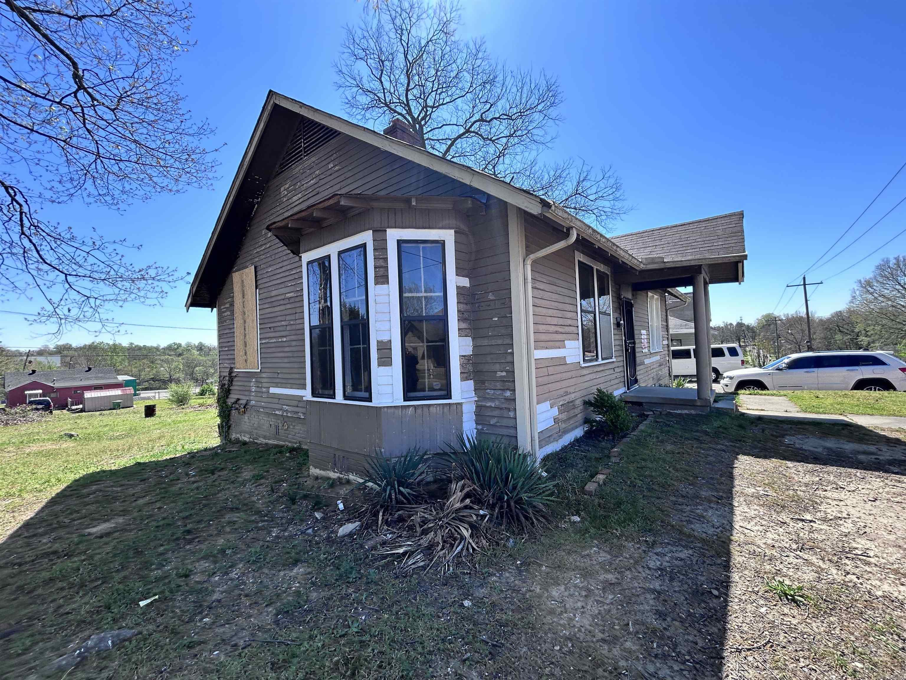 1601 Booker  Little Rock, AR