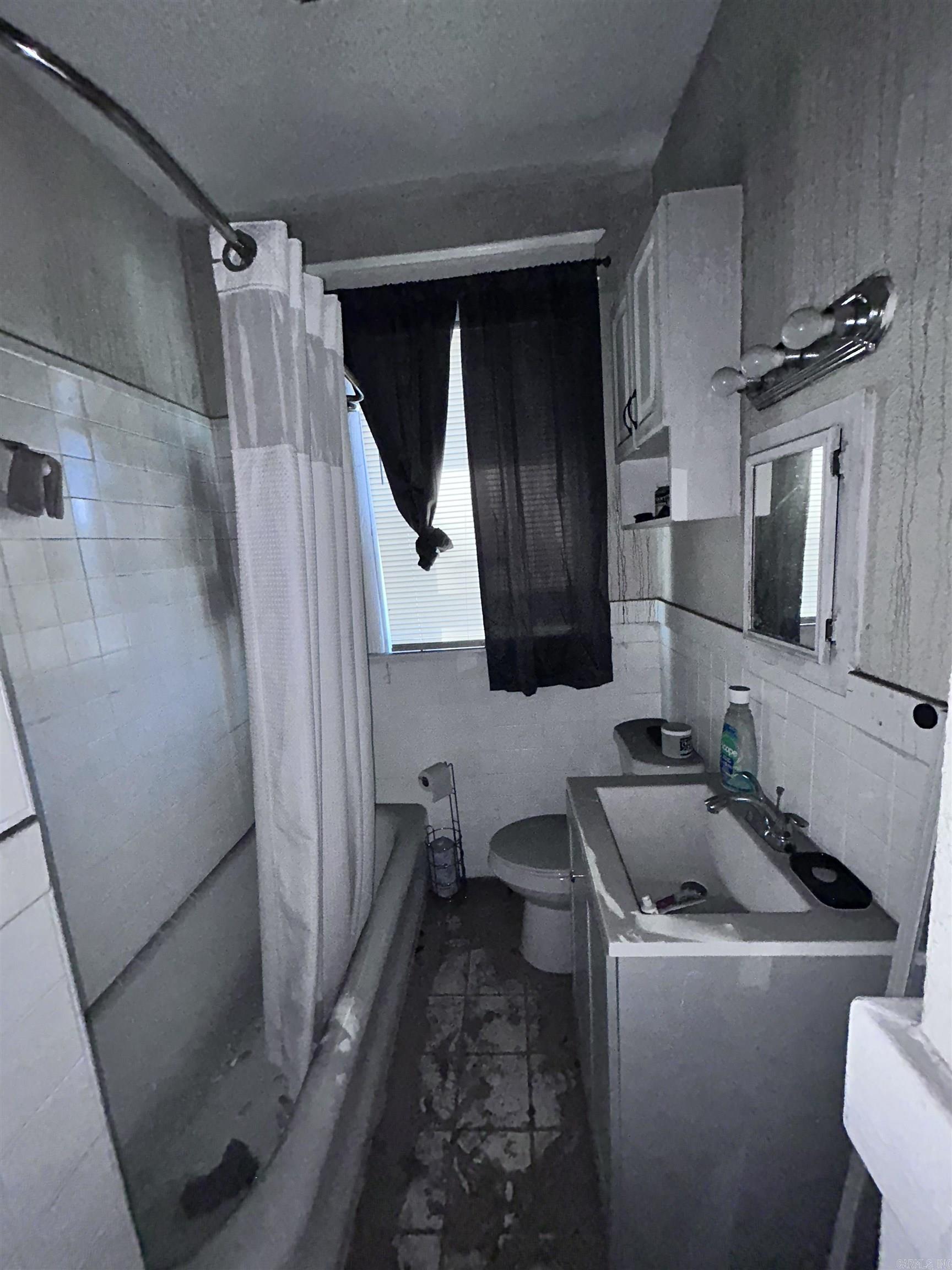 1601 Booker  Little Rock, AR