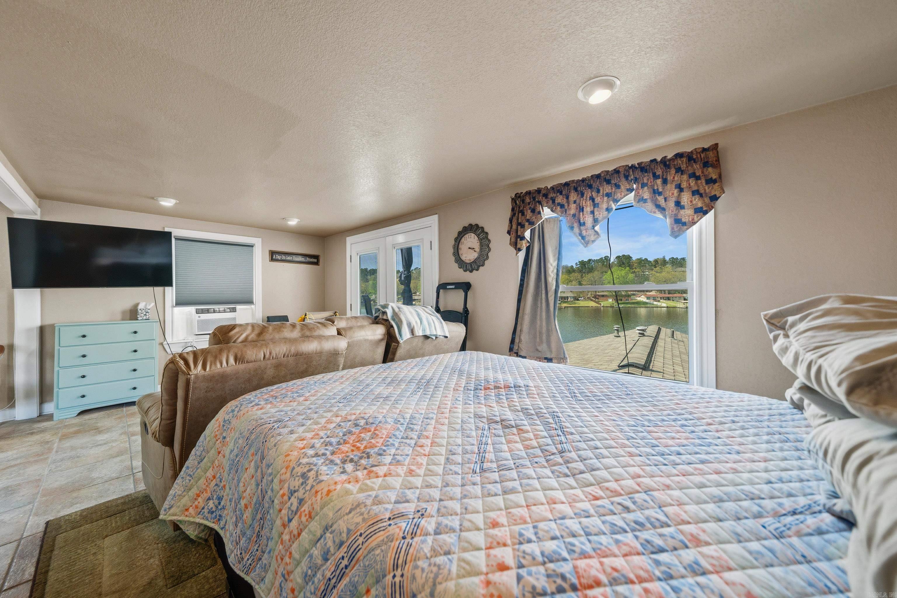 105 Chambers Pt  Hot Springs, AR