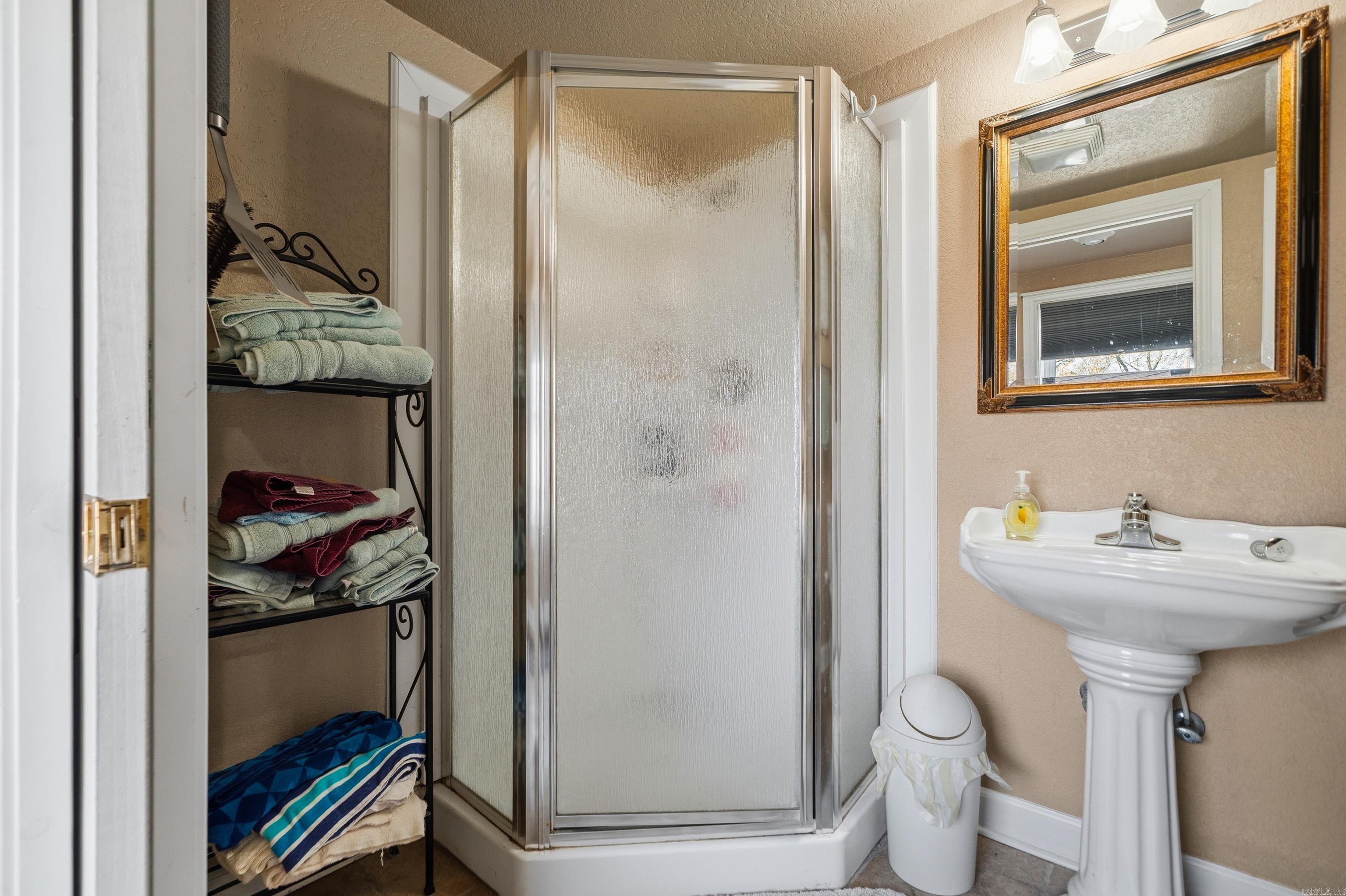 105 Chambers Pt  Hot Springs, AR