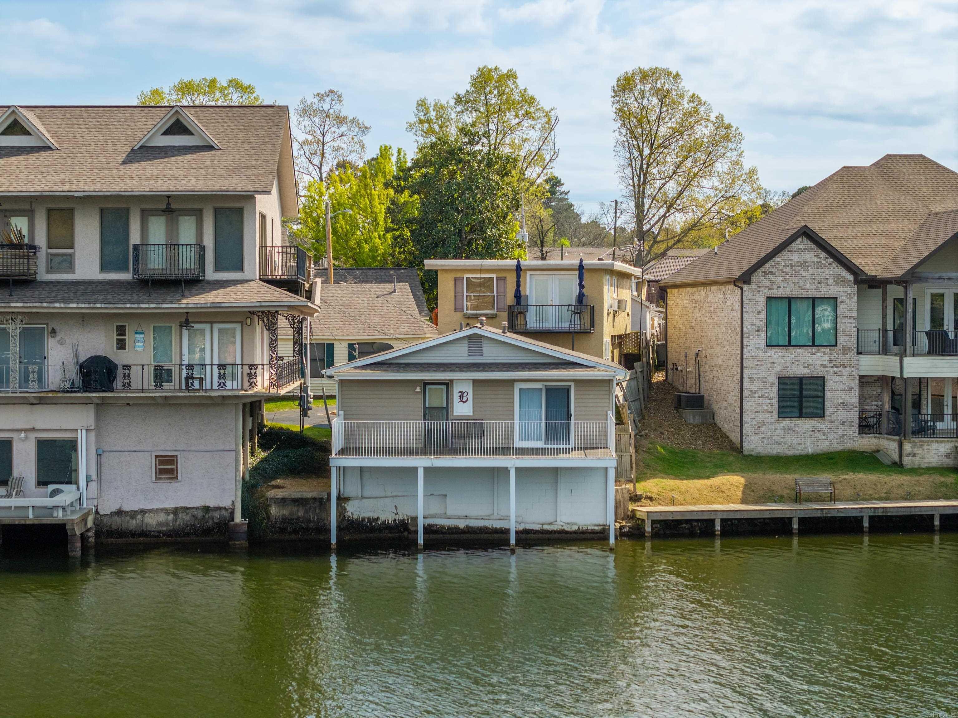 105 Chambers Pt  Hot Springs, AR