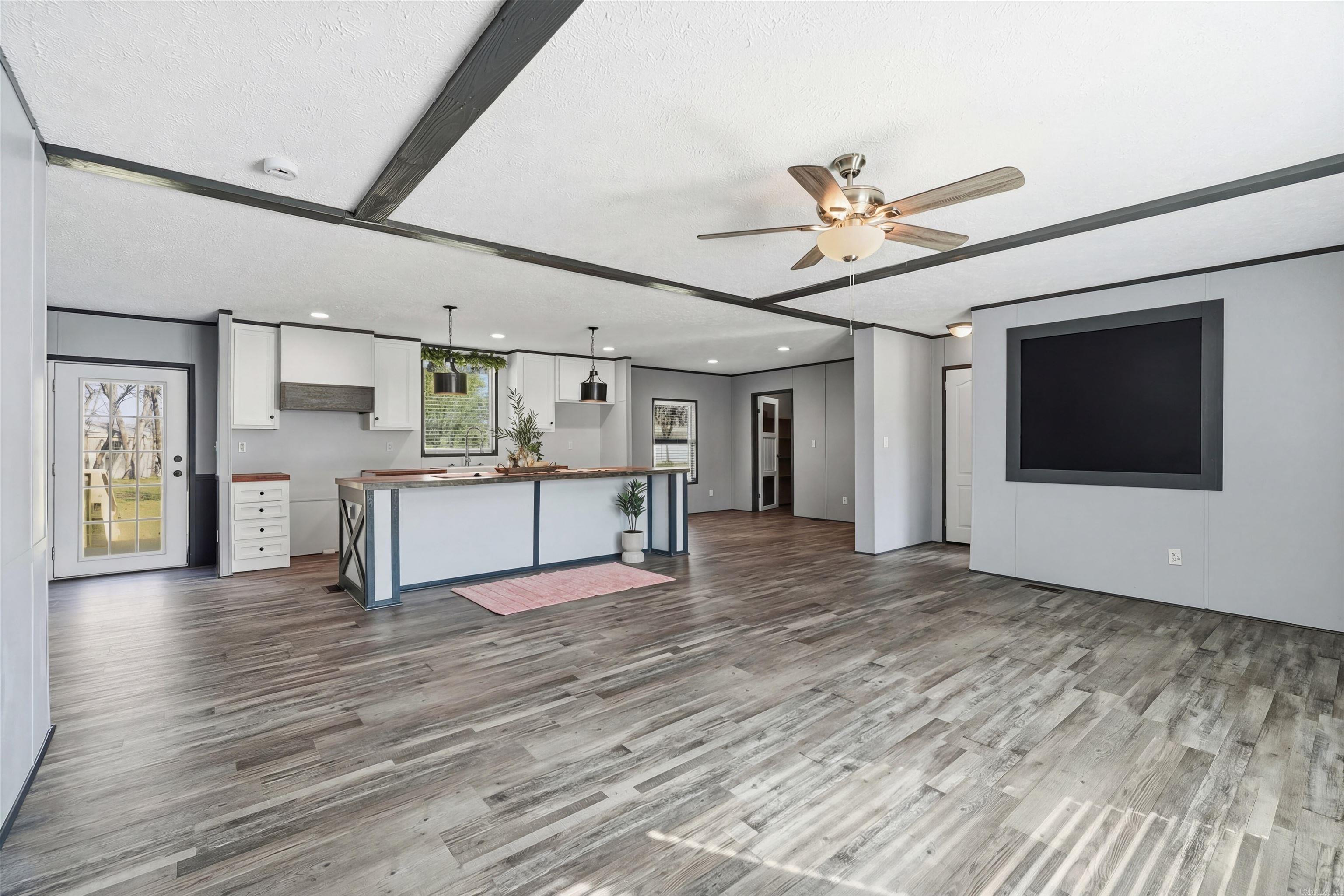 11001 River Trail  Scott, AR