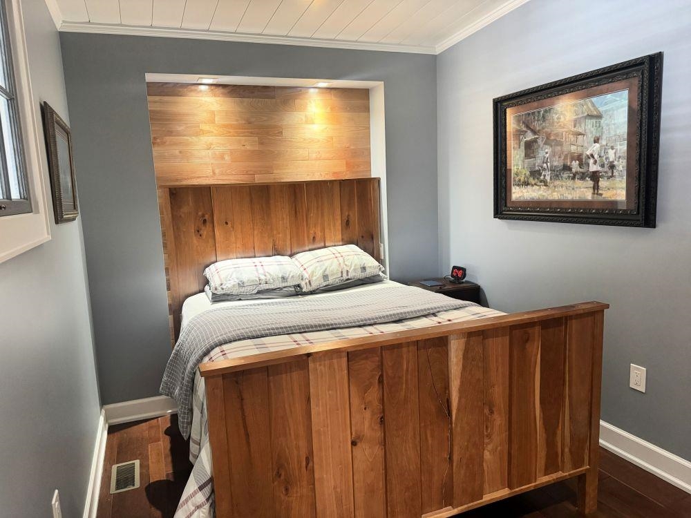 200 E Main  Hardy, AR