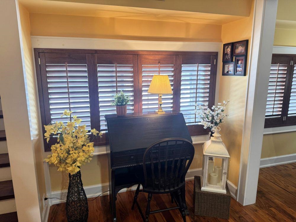 200 E Main  Hardy, AR