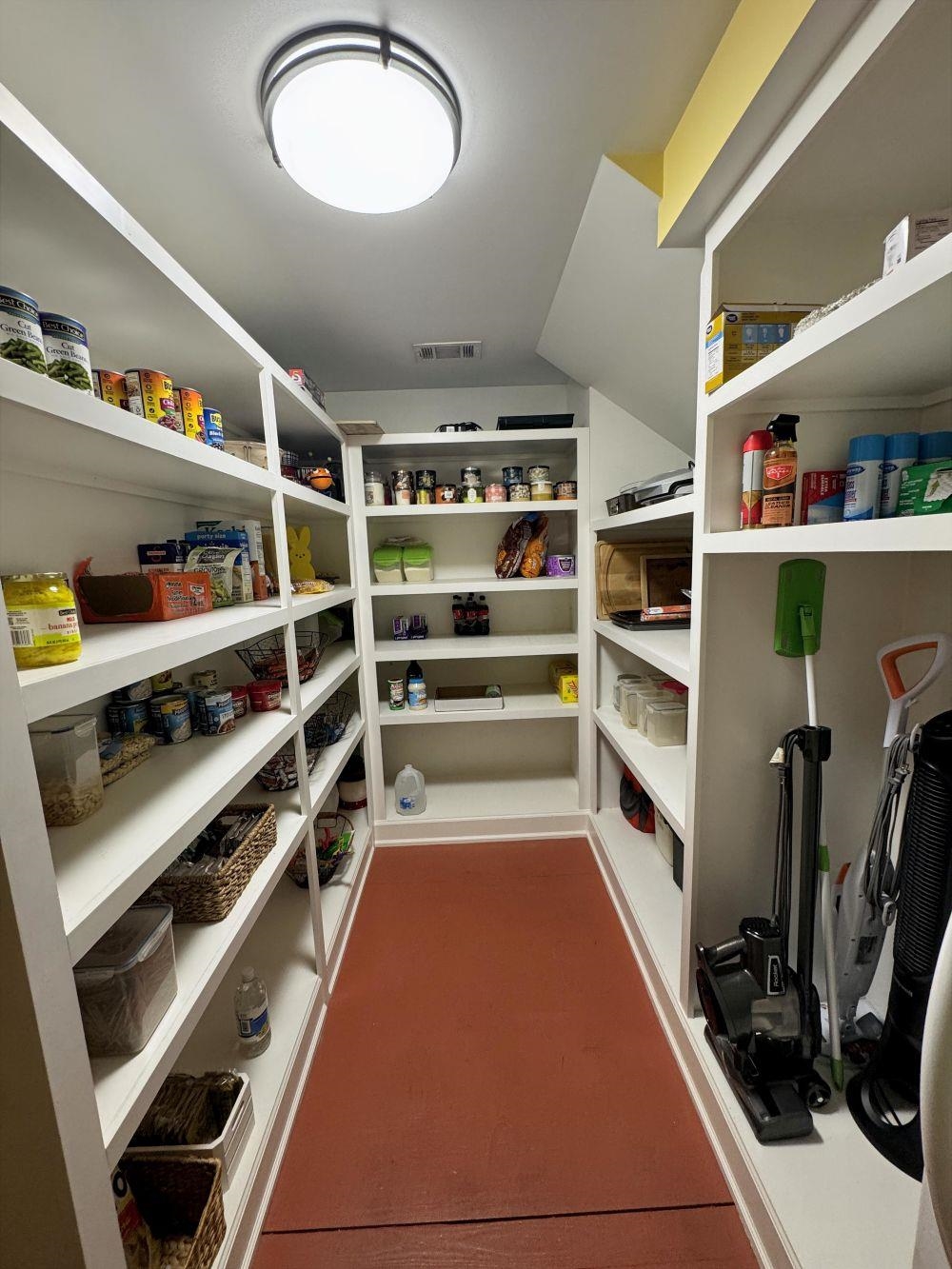 200 E Main  Hardy, AR