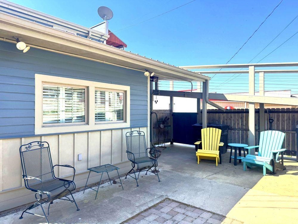 200 E Main  Hardy, AR