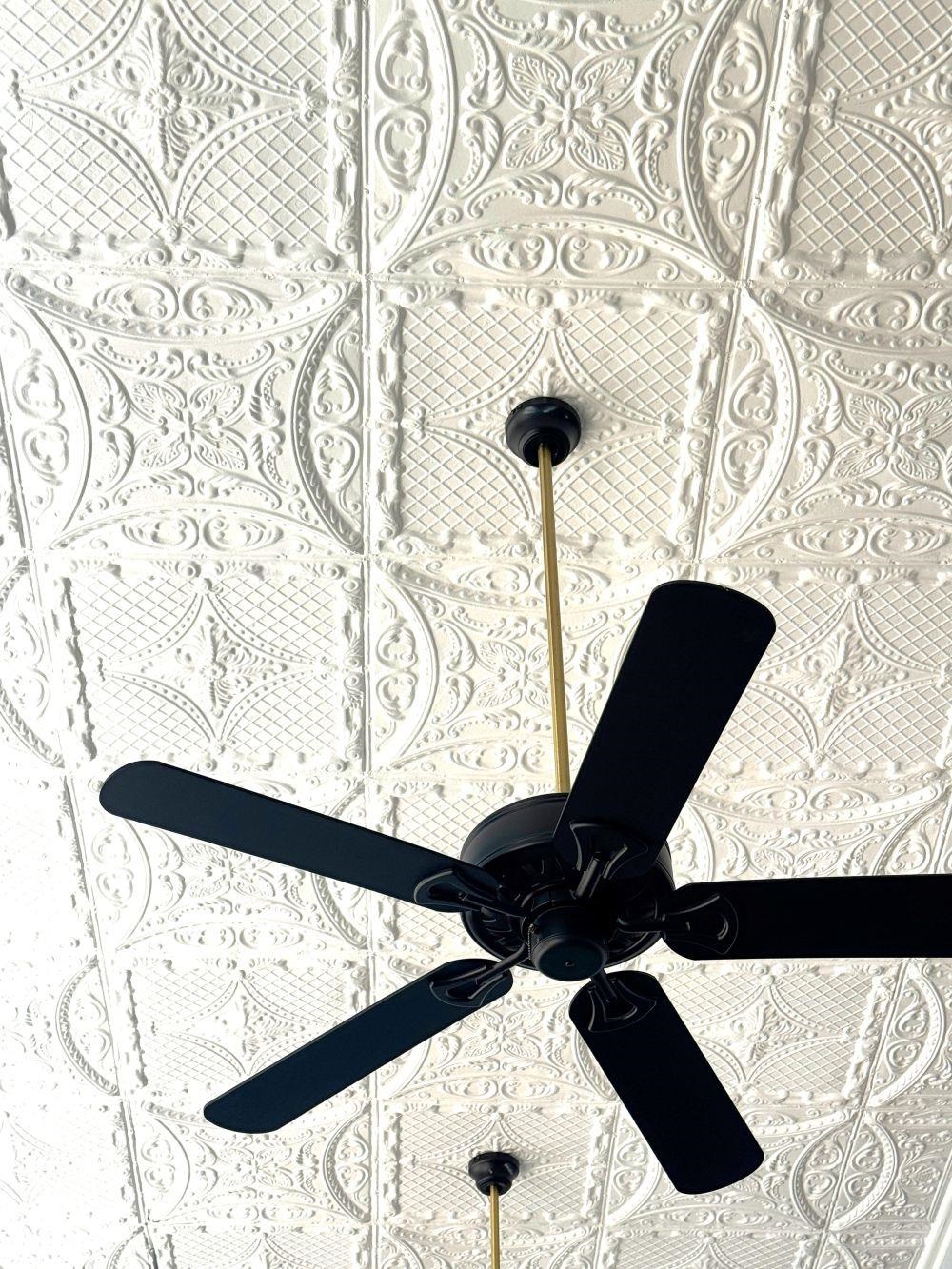 200 E Main  Hardy, AR