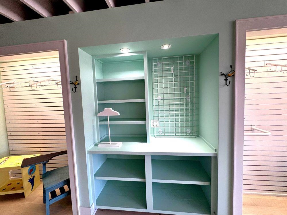 200 E Main  Hardy, AR