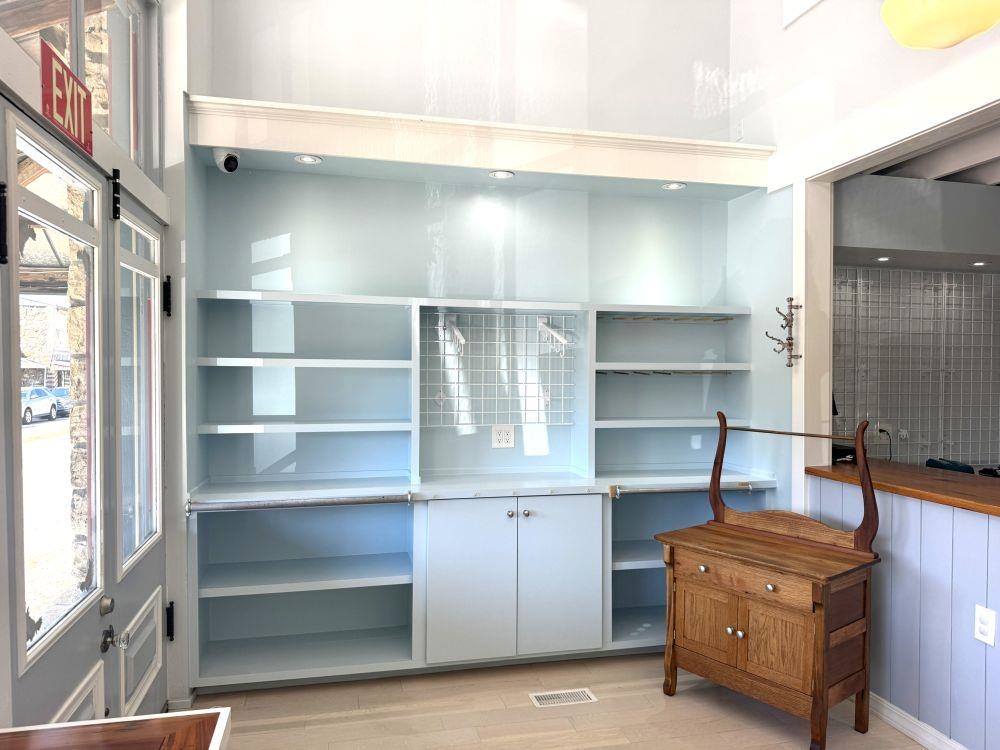 200 E Main  Hardy, AR