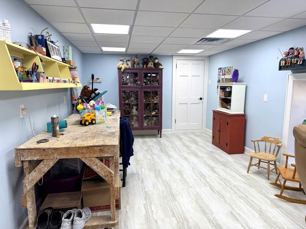 200 E Main  Hardy, AR