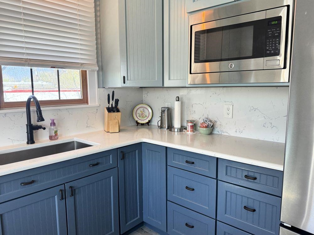 200 E Main  Hardy, AR