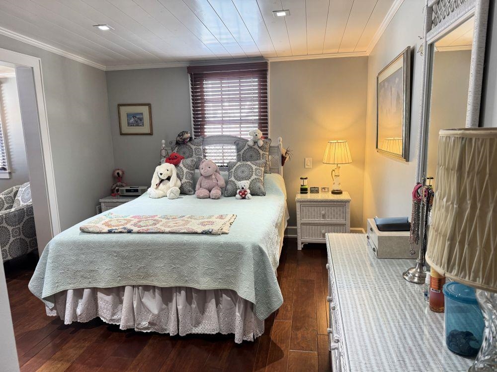 200 E Main  Hardy, AR