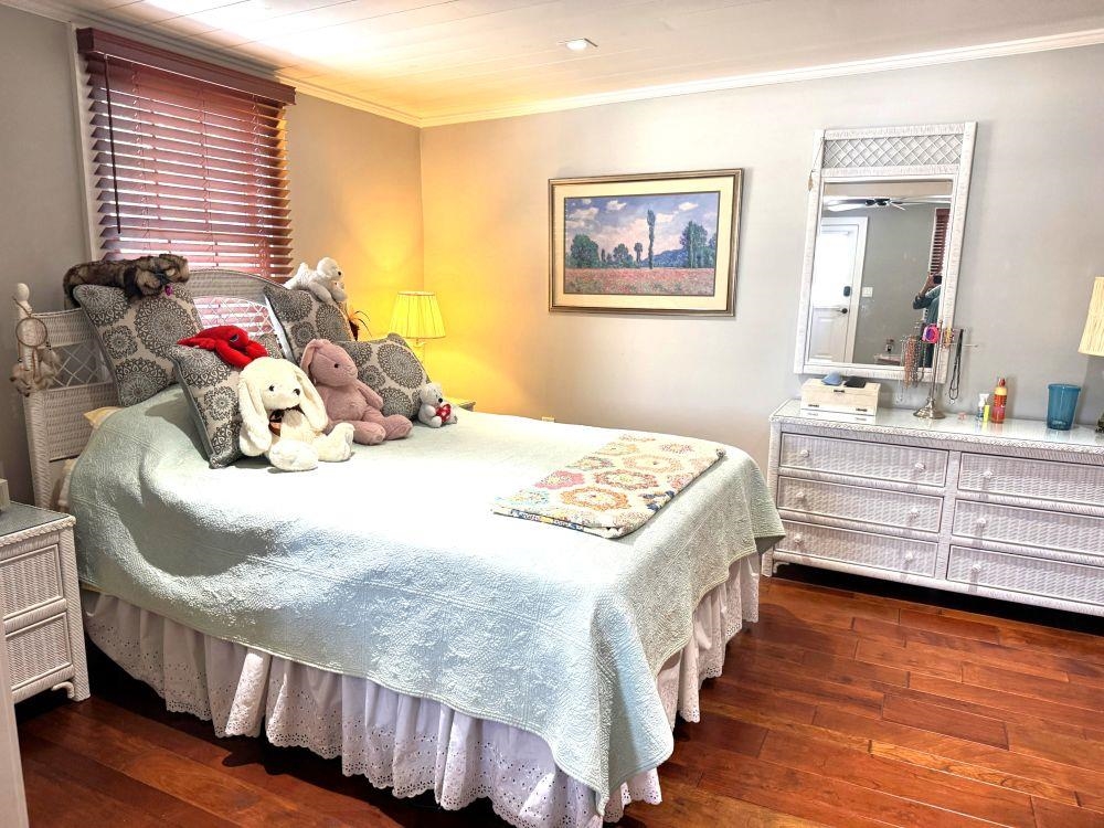 200 E Main  Hardy, AR