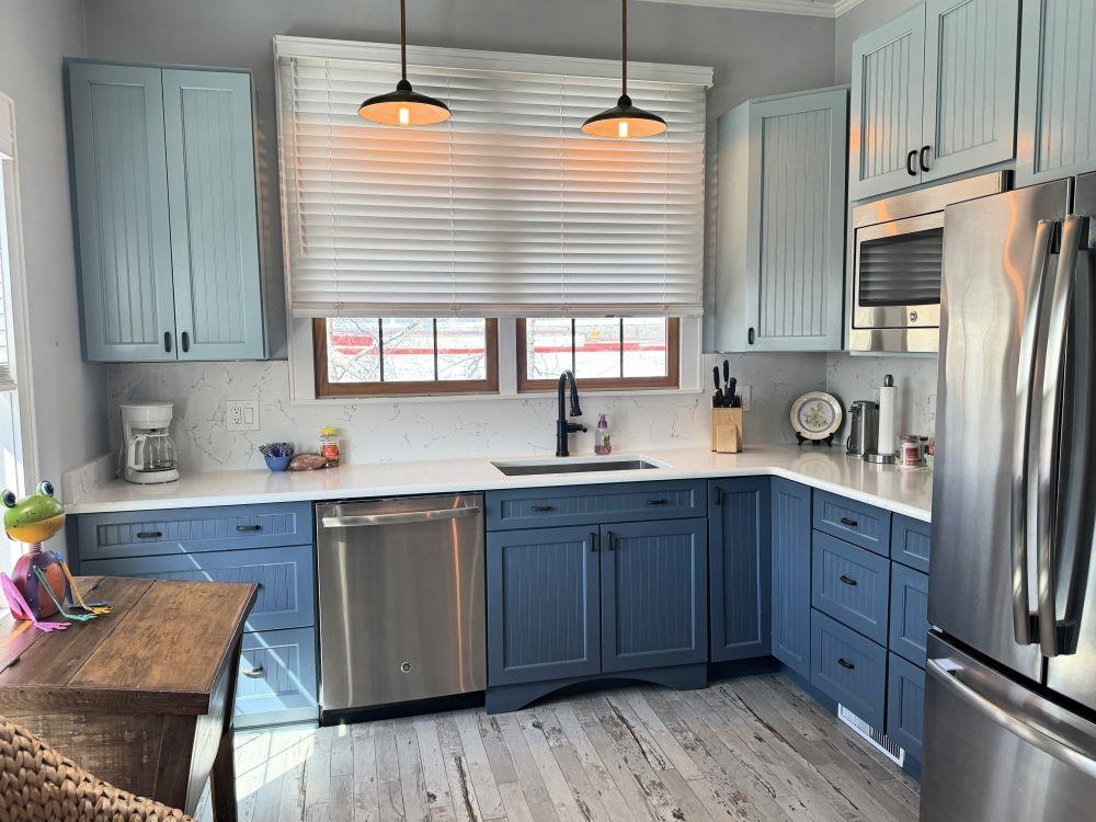 200 E Main  Hardy, AR