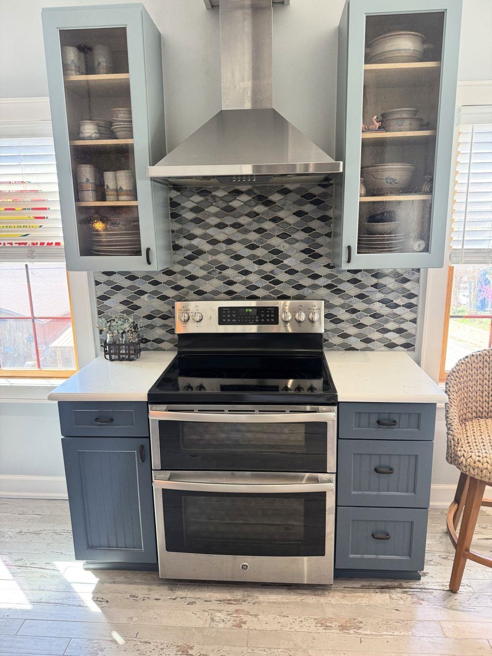 200 E Main  Hardy, AR