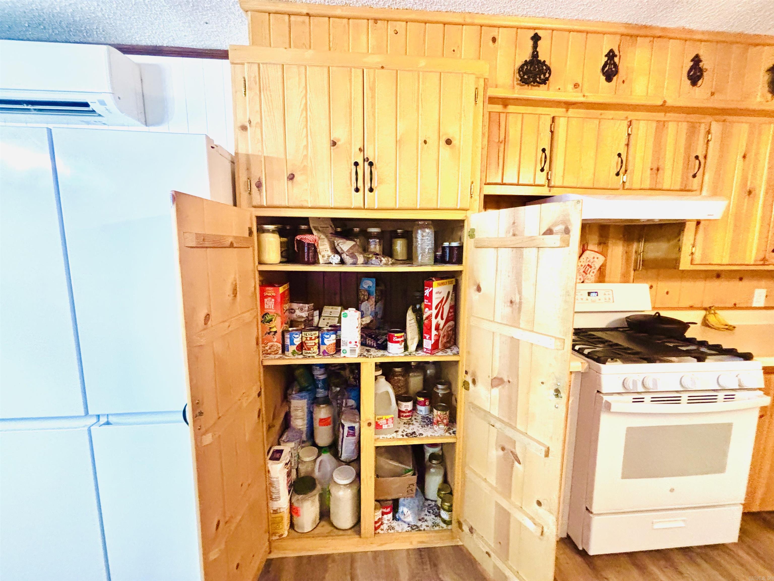 6683 Roasting Ear  Fifty-Six, AR