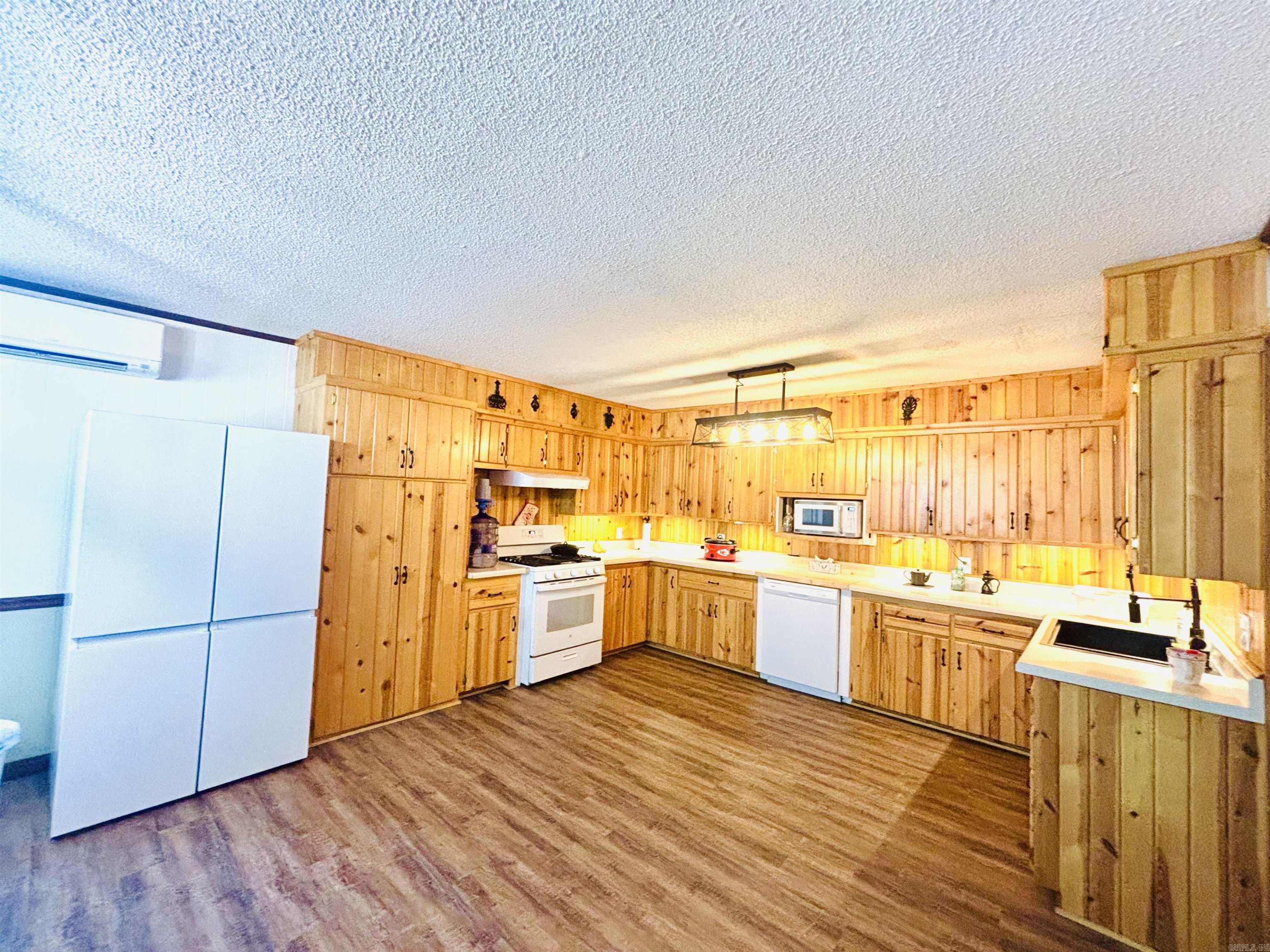 6683 Roasting Ear  Fifty-Six, AR