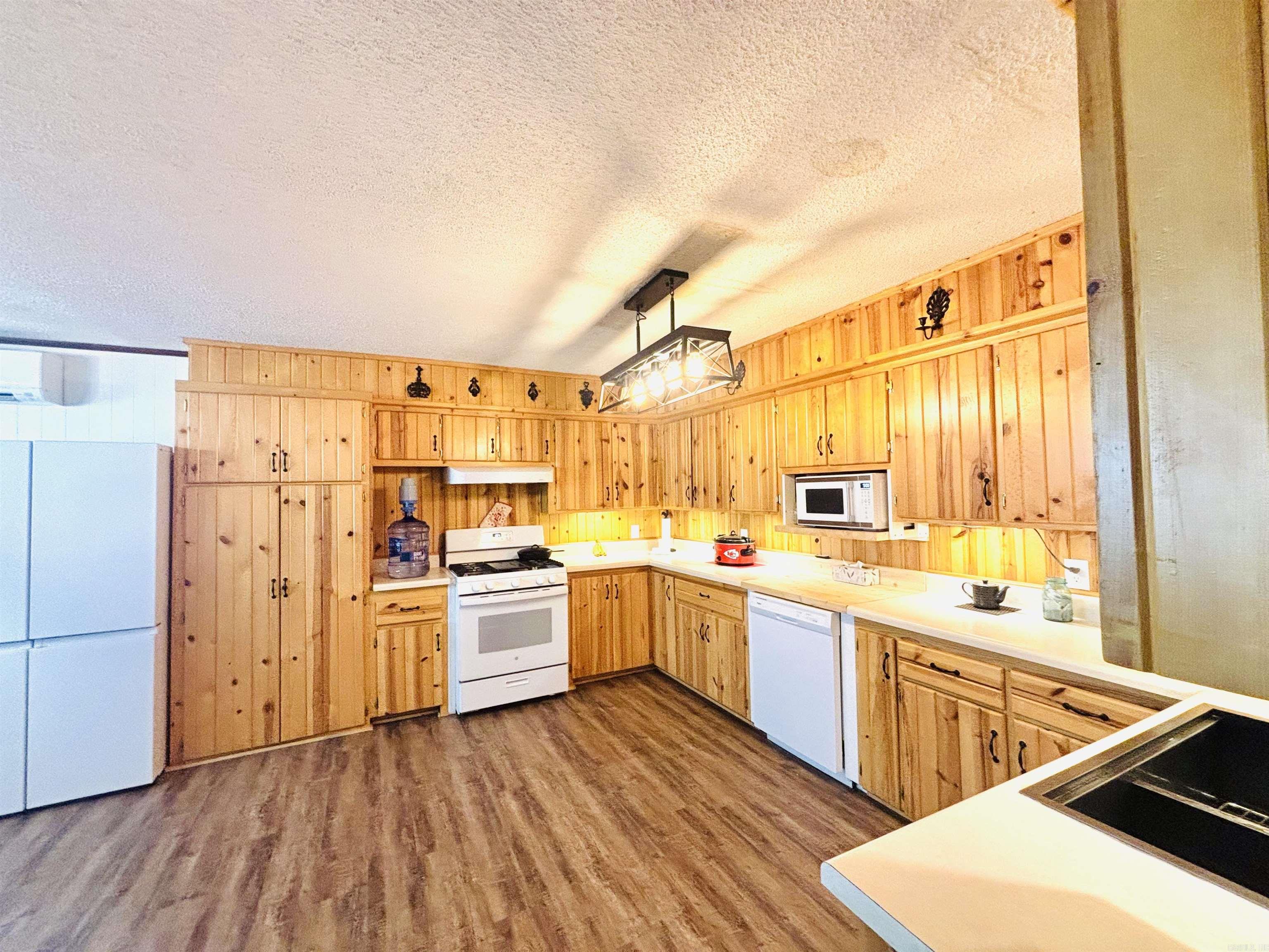 6683 Roasting Ear  Fifty-Six, AR