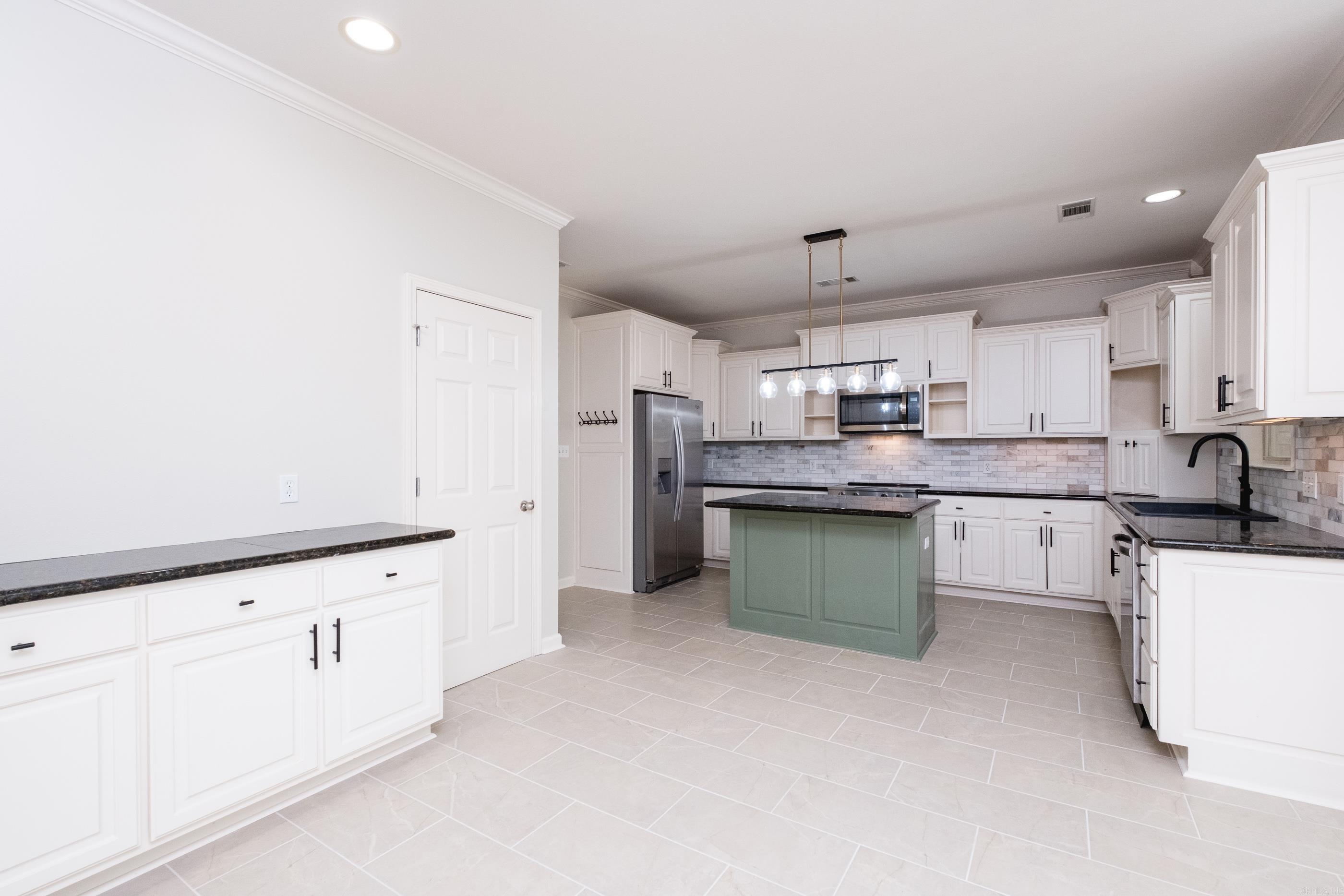 8 Clervaux  Little Rock, AR