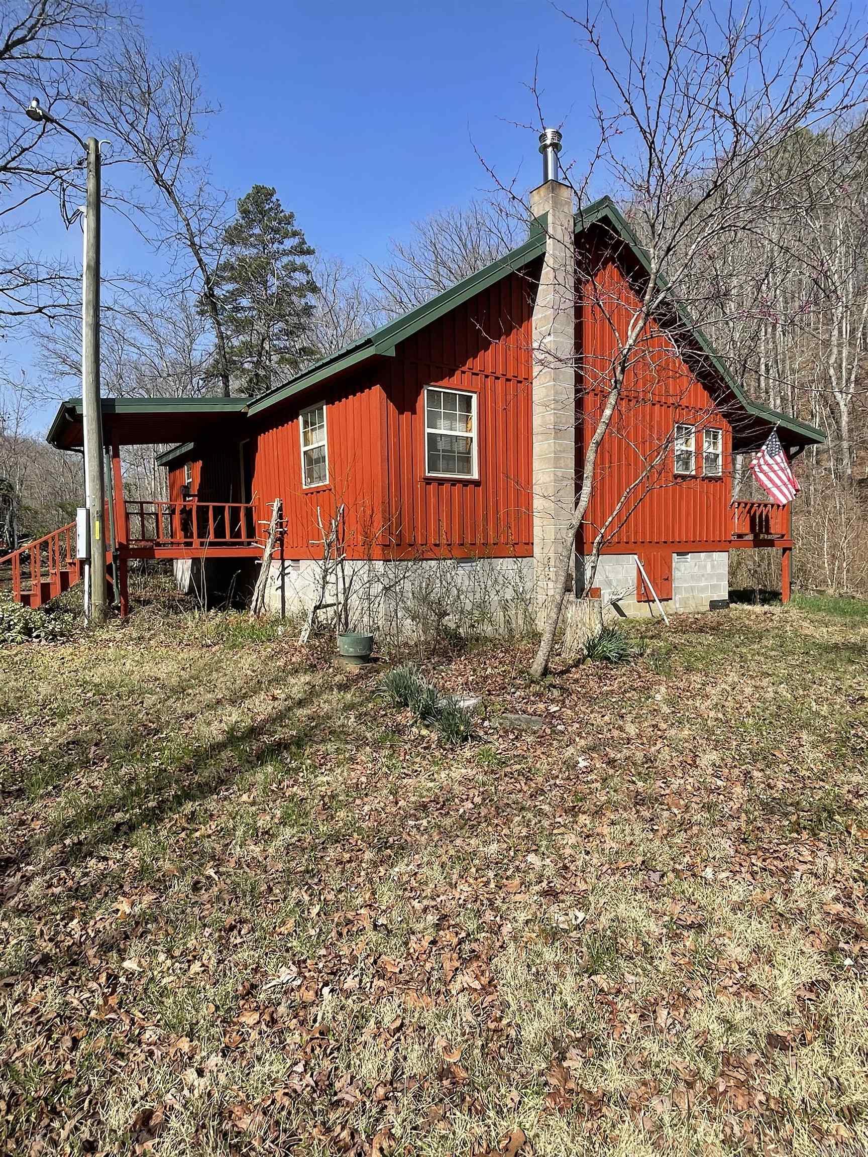 1671 Sylvan  Clinton, AR