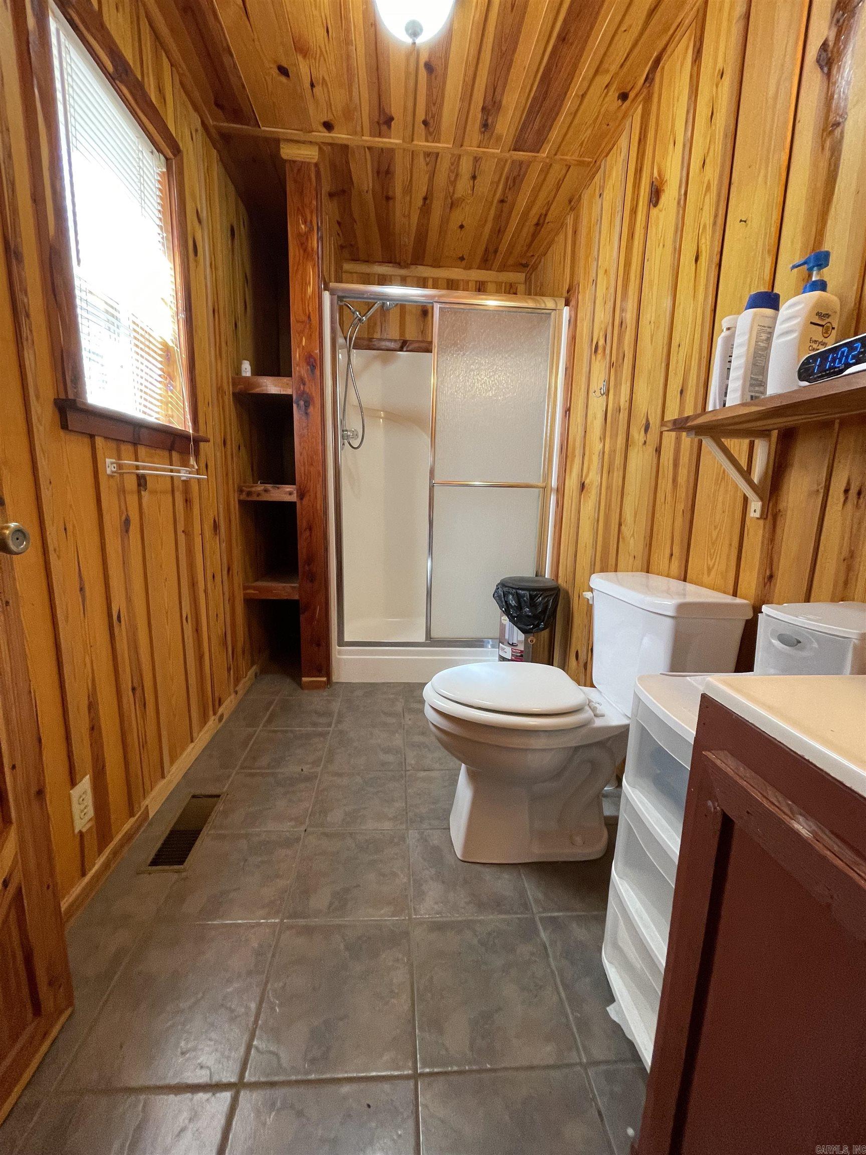 1671 Sylvan  Clinton, AR