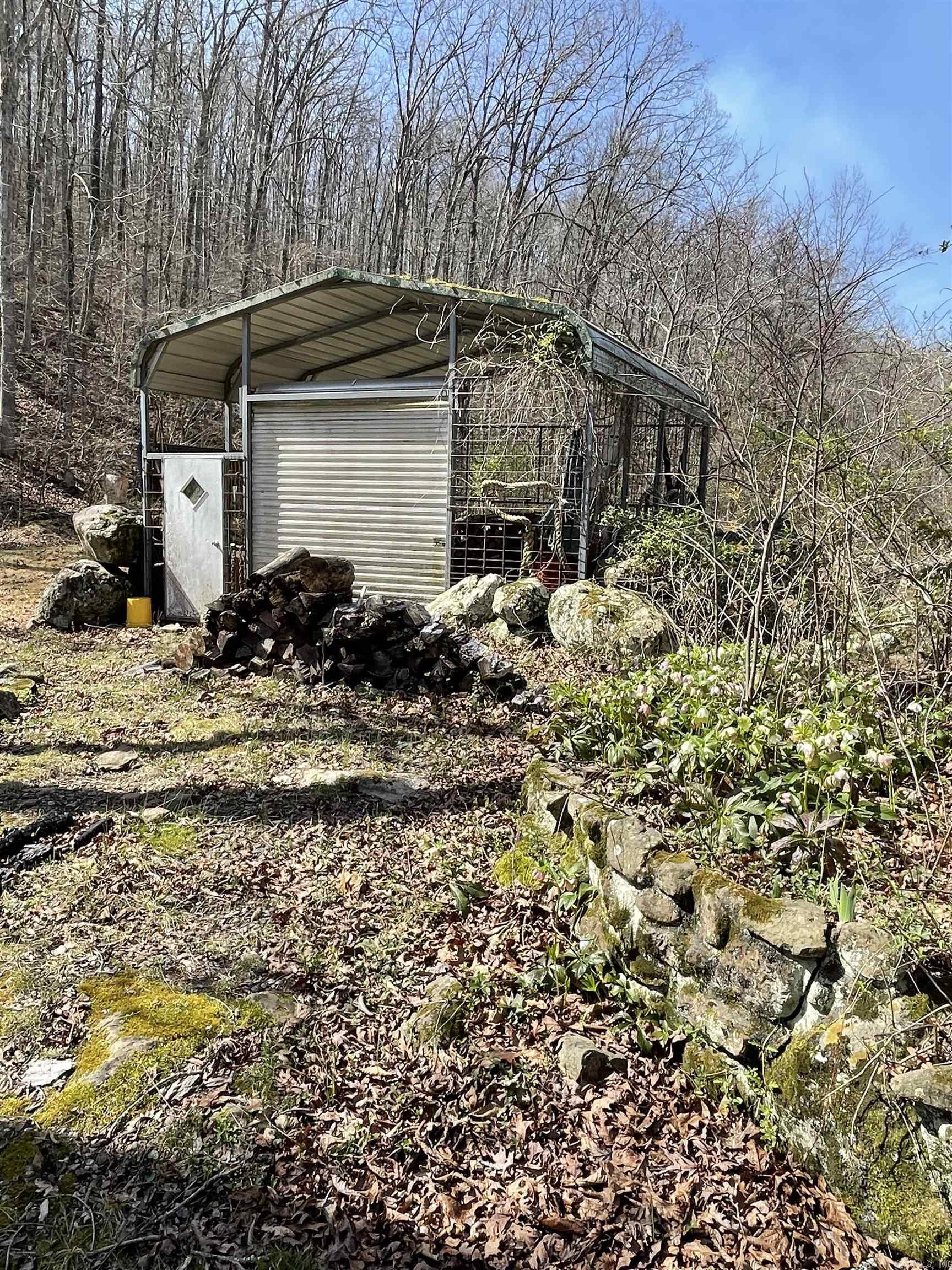 1671 Sylvan  Clinton, AR