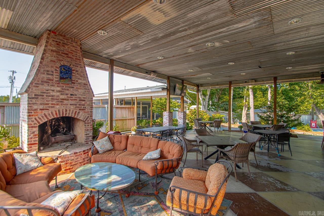 15228 Interstate 30  Benton, AR