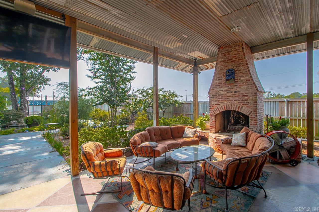 15228 Interstate 30  Benton, AR